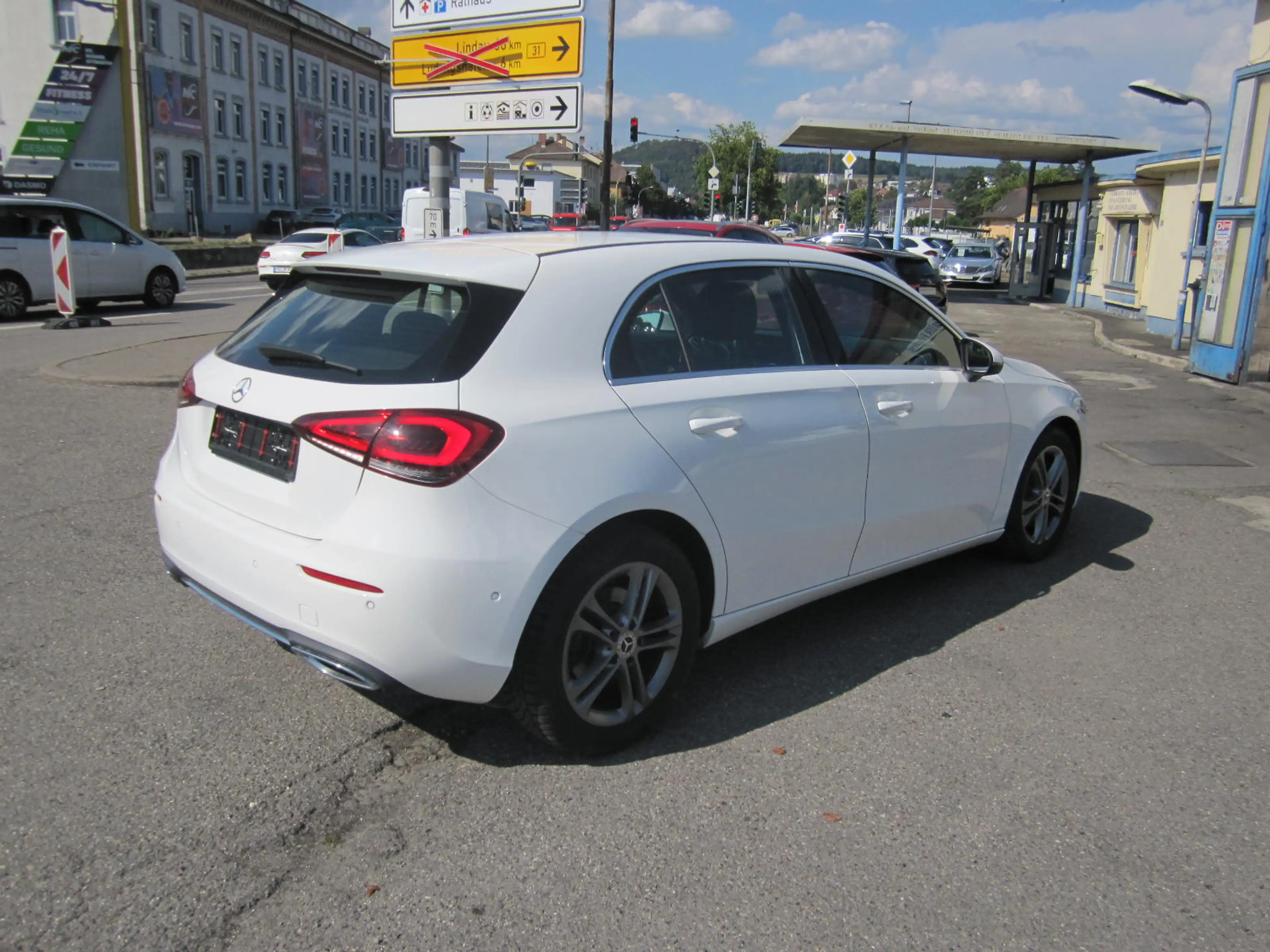 Mercedes-Benz A 220 Urban-/Progressive ~ Automatik ~ Navi ~ — photo 4