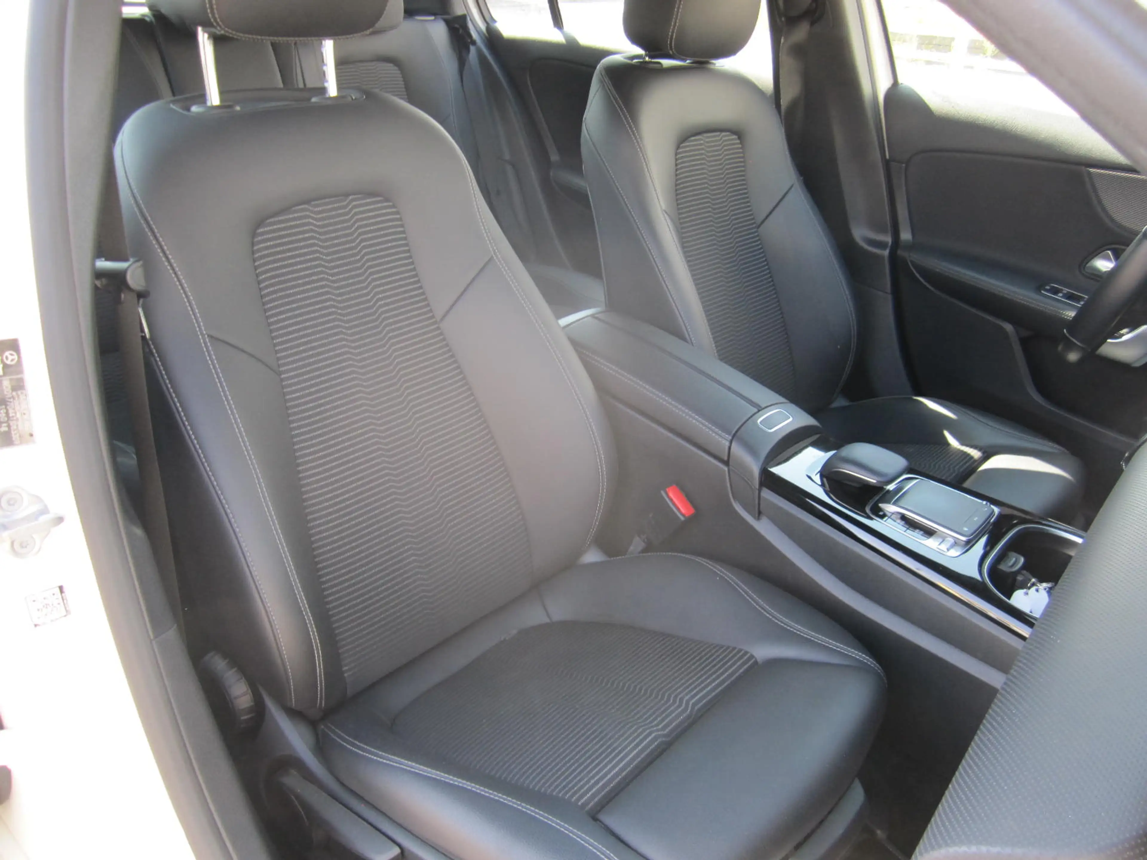 Mercedes-Benz A 220 Urban-/Progressive ~ Automatik ~ Navi ~ — photo 8