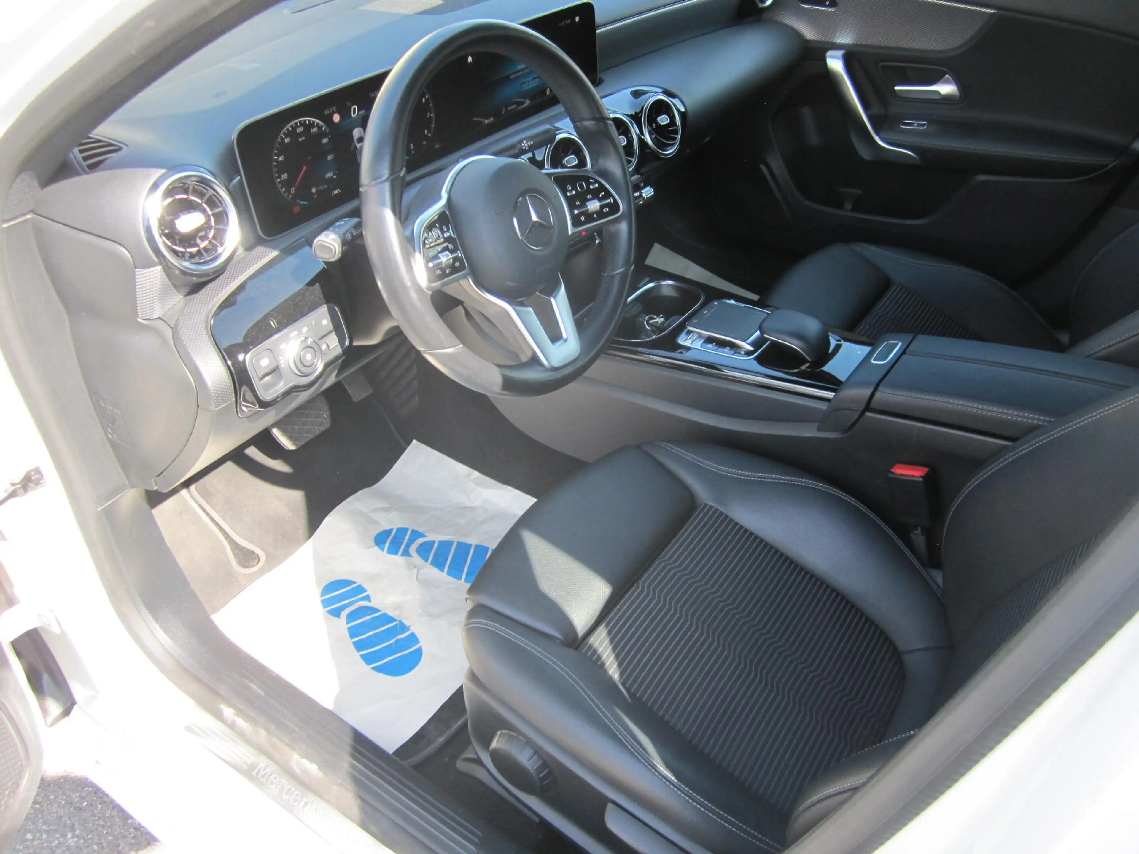 Mercedes-Benz A 220 Urban-/Progressive ~ Automatik ~ Navi ~ — photo 6