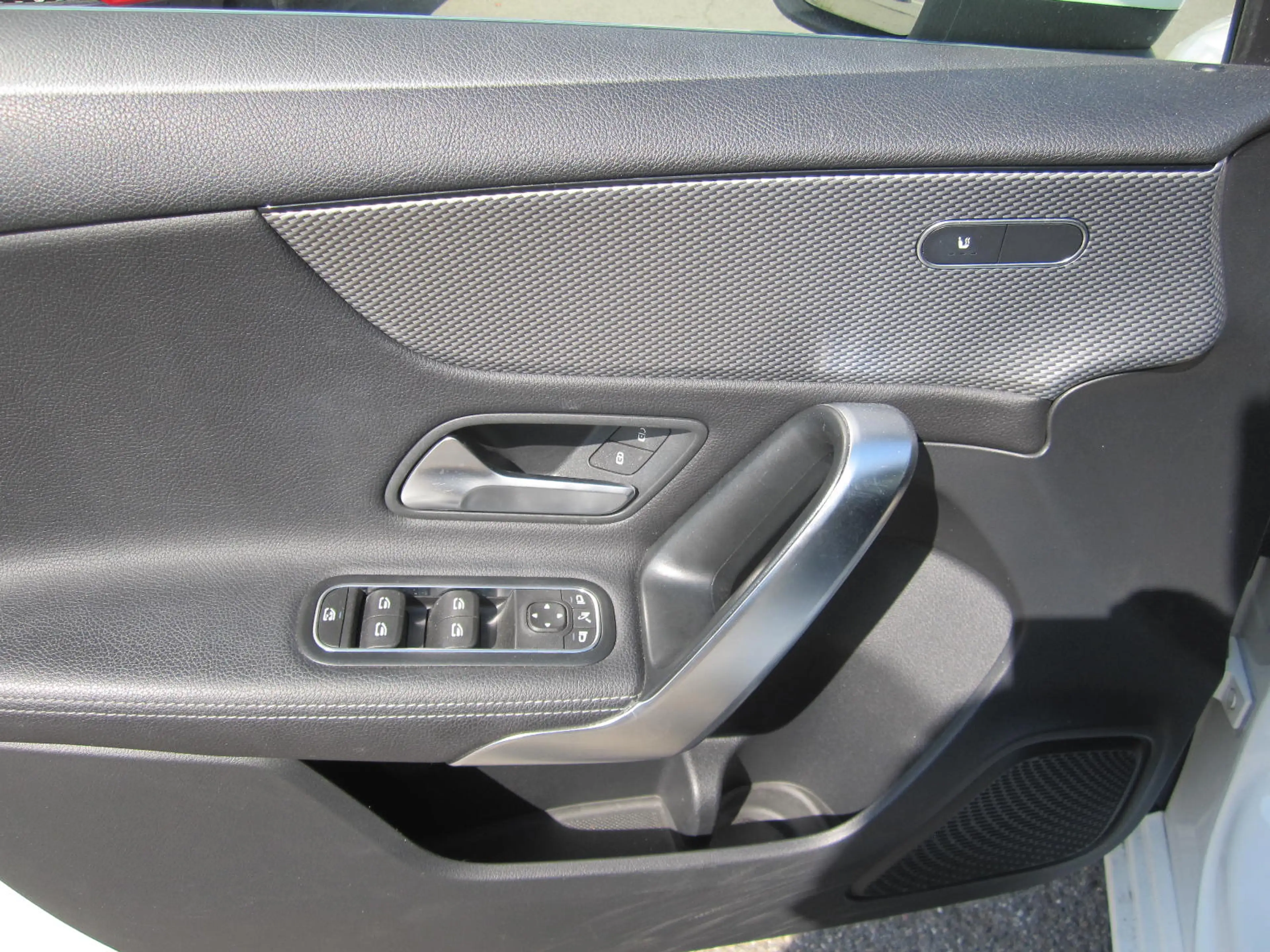 Mercedes-Benz A 220 Urban-/Progressive ~ Automatik ~ Navi ~ — photo 12