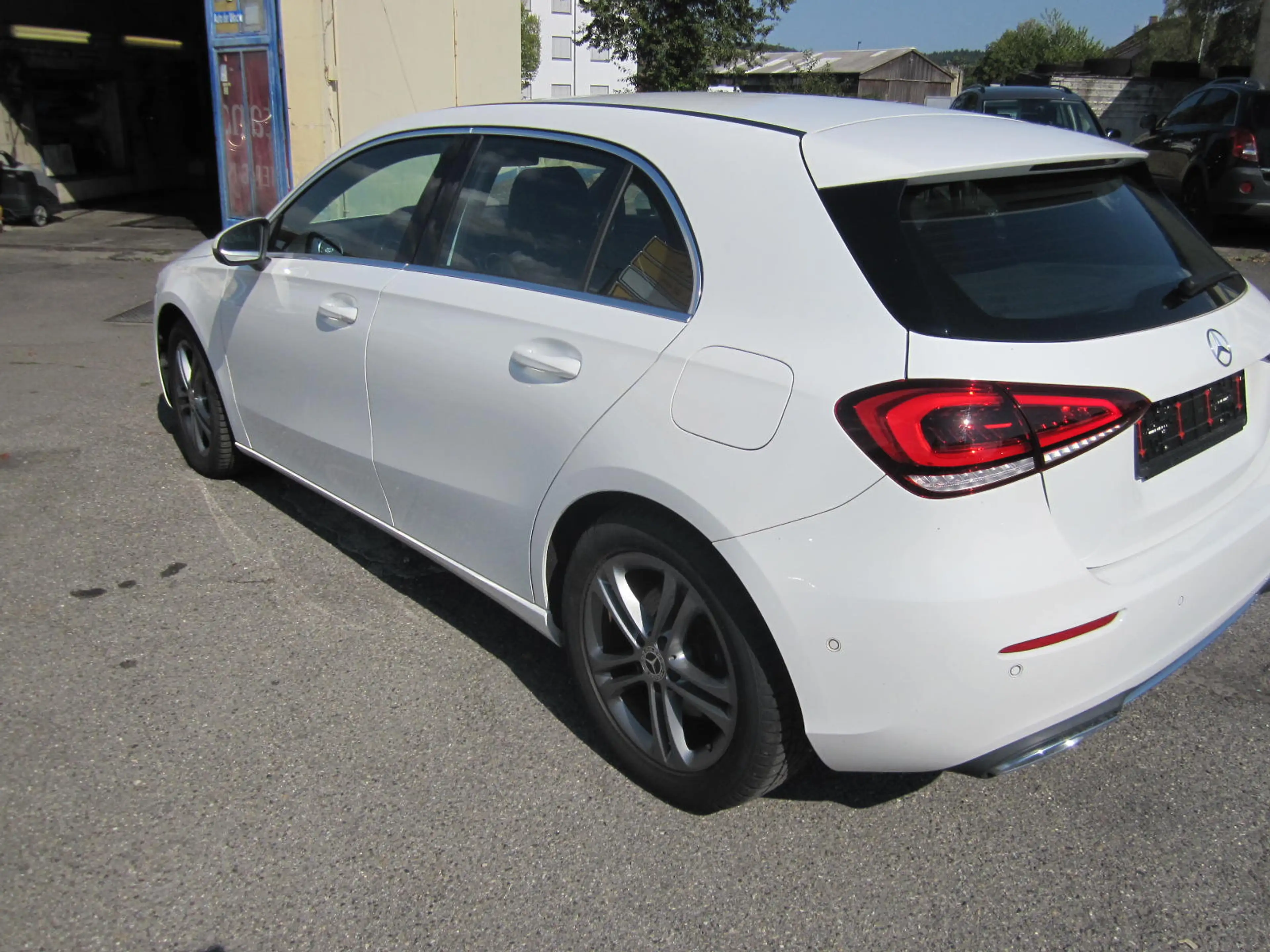 Mercedes-Benz A 220 Urban-/Progressive ~ Automatik ~ Navi ~ — photo 3