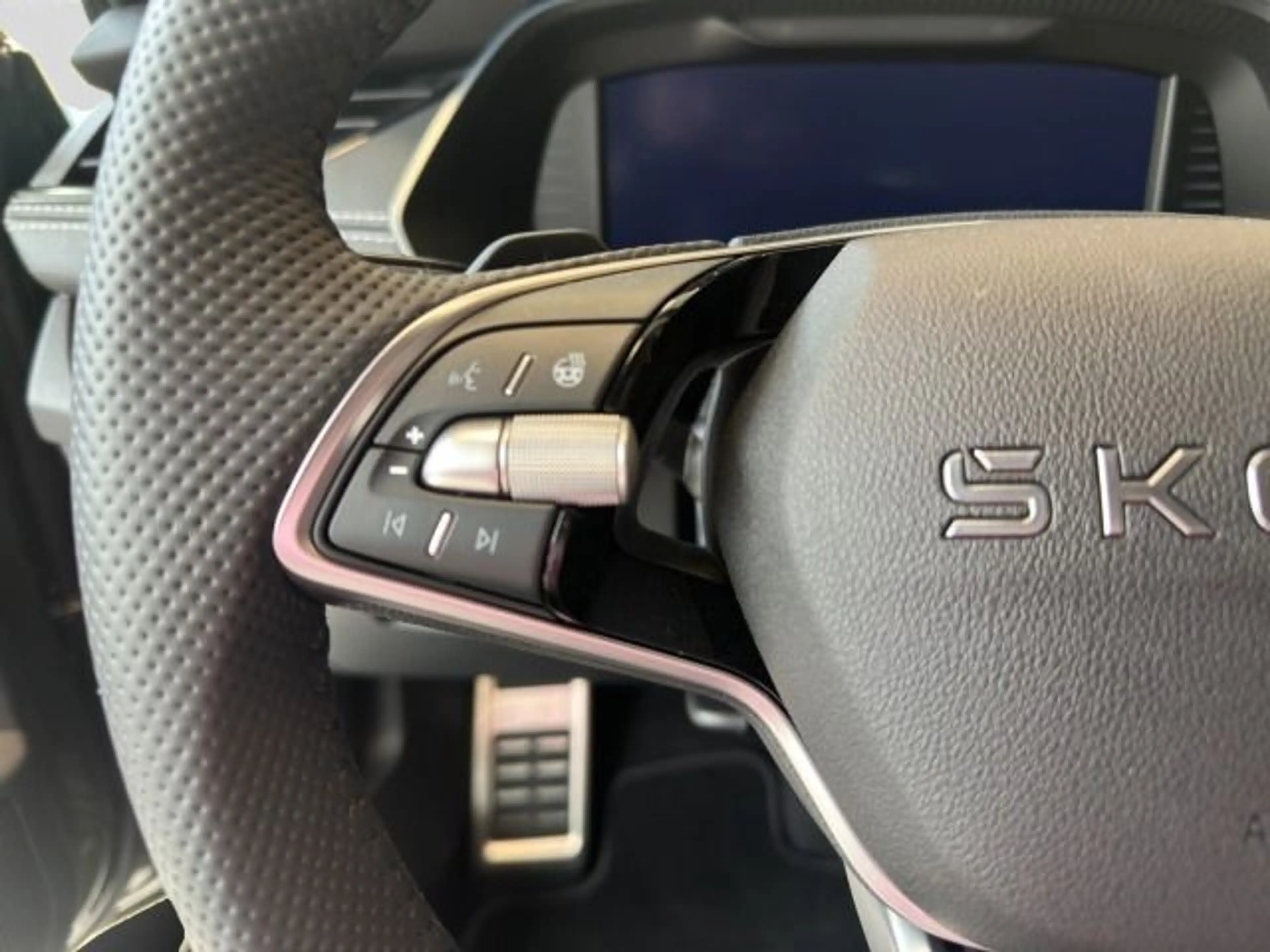 Skoda Octavia Combi 2.0 TSI DSG 4x4 SPORTLINE LED PDC — photo 11