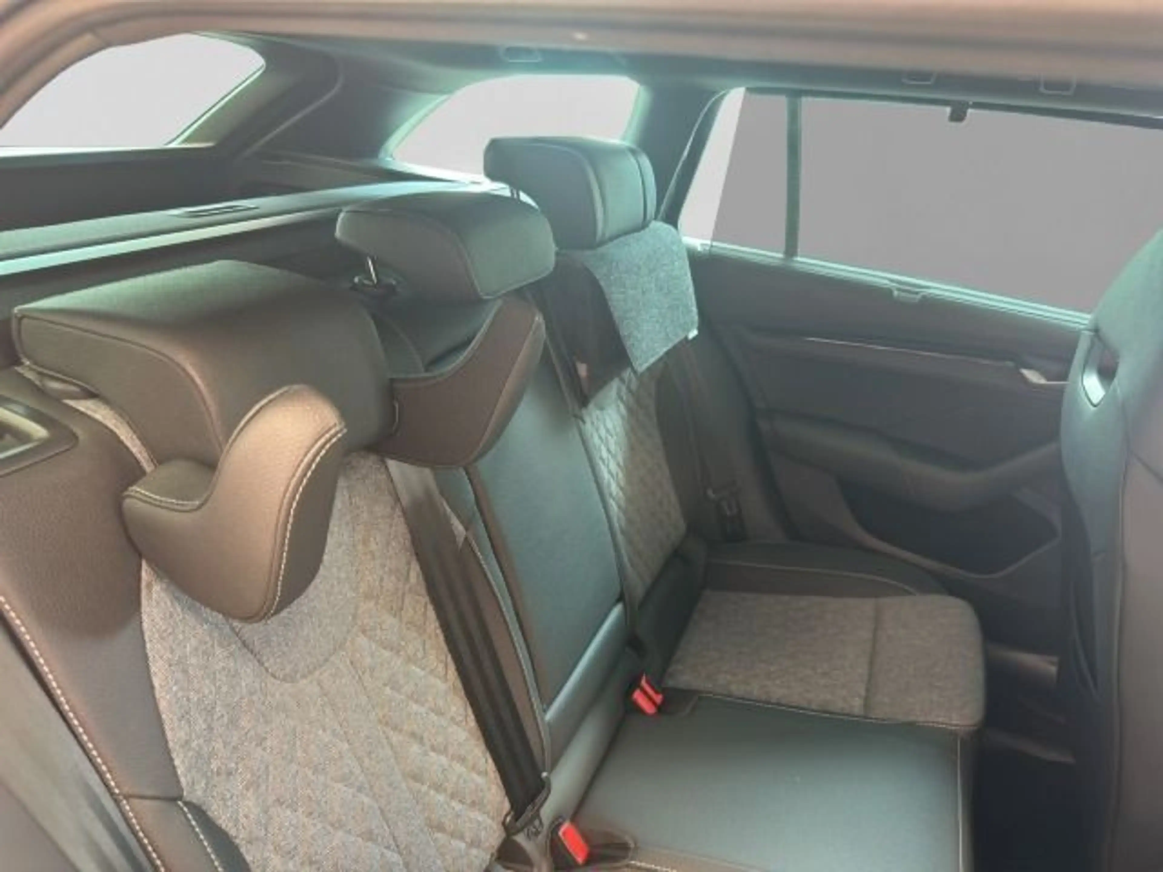 Skoda Octavia Combi 2.0 TSI DSG 4x4 SPORTLINE LED PDC — photo 15