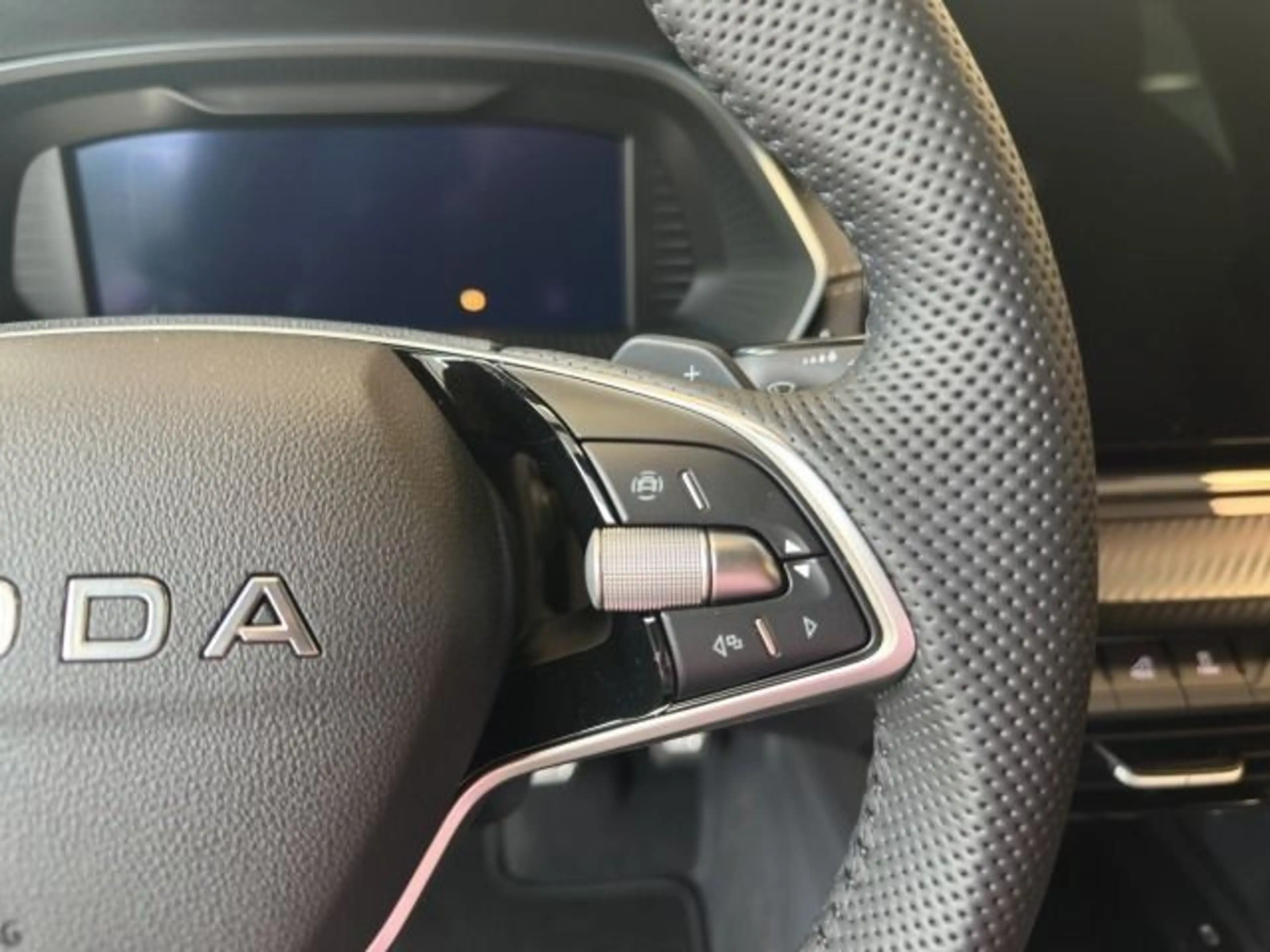 Skoda Octavia Combi 2.0 TSI DSG 4x4 SPORTLINE LED PDC — photo 12