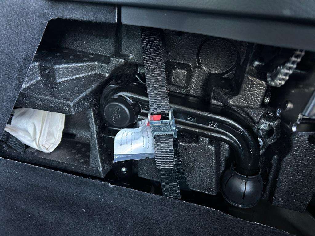 Mercedes-Benz V 220