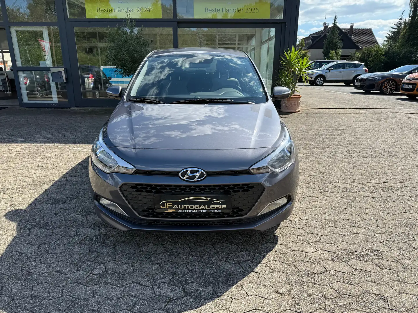 Hyundai i20 Pure"1.HAND"Klima"TÜV/NEU"12MonateGarantie" Gris - 2
