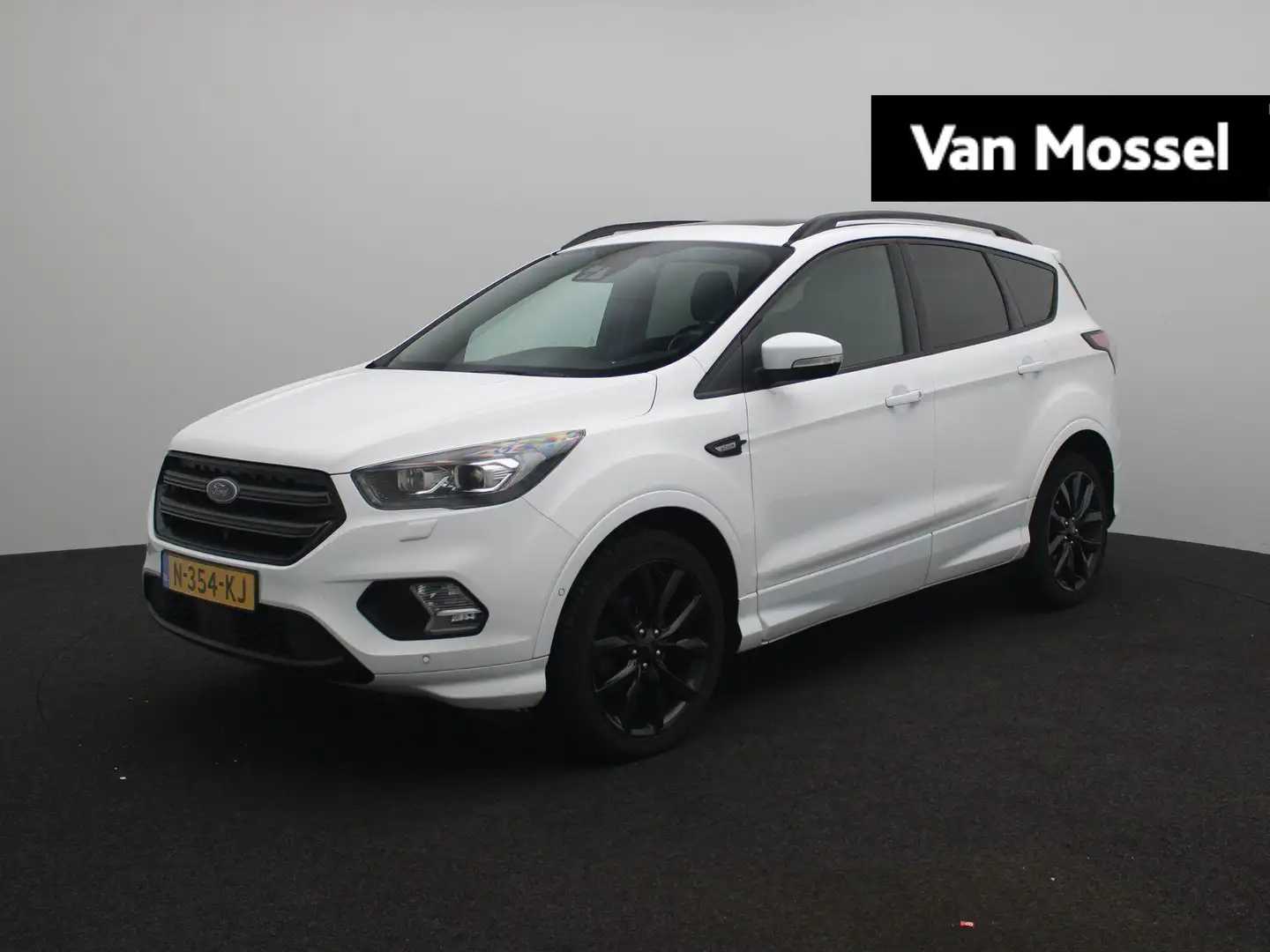 Ford Kuga 1.5 EcoBoost ST Line | Navigatie | Panoramadak | C Wit - 1