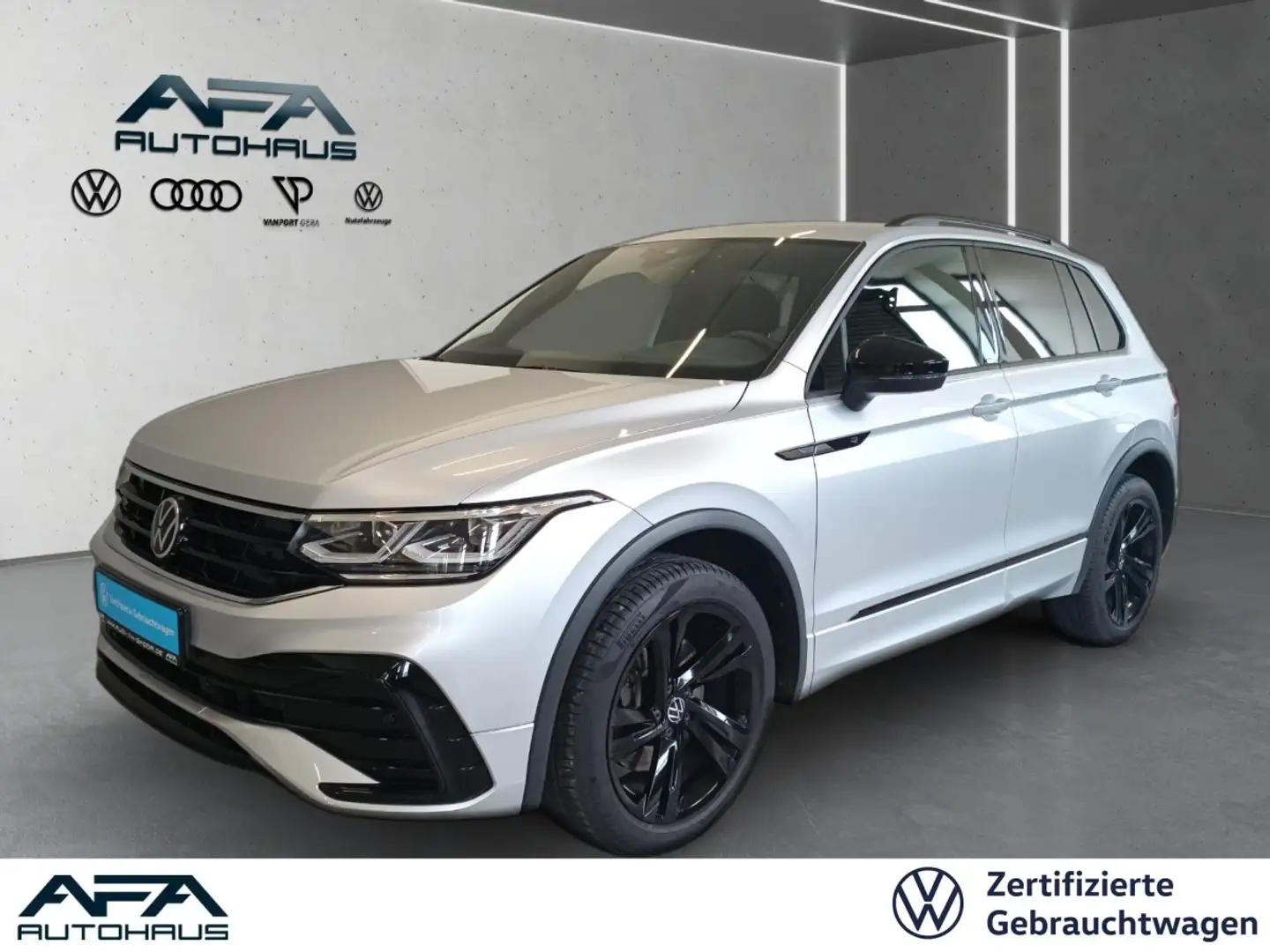 Volkswagen Tiguan 2.0 TSI R-Line 4M DSG Stdhz*Matrix*Black Plateado - 1