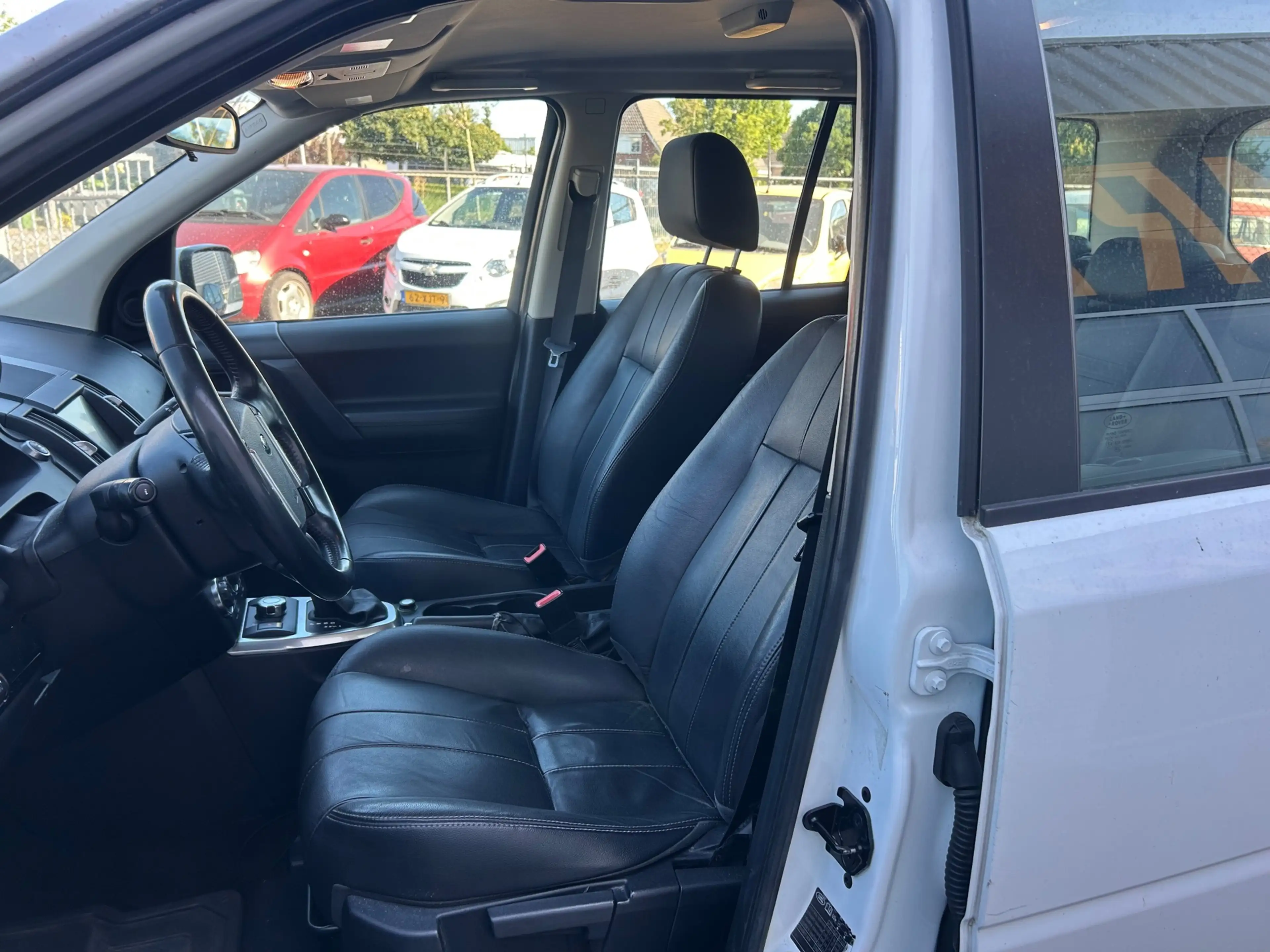Land Rover Freelander 2.2 SD4 SE | LEER | AUTOM | NAVI | 4x4 | — photo 14
