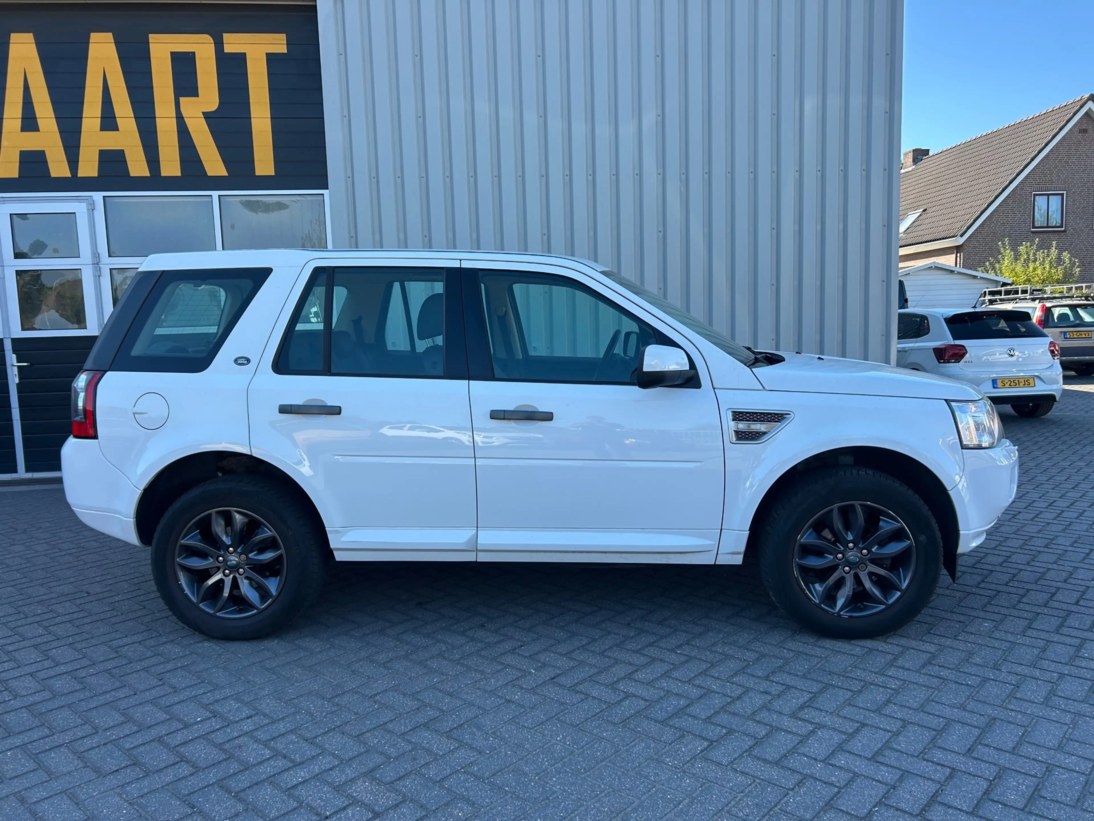 Land Rover Freelander 2.2 SD4 SE | LEER | AUTOM | NAVI | 4x4 | — photo 8