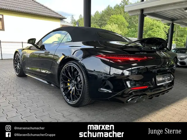 Mercedes-Benz SL view 6