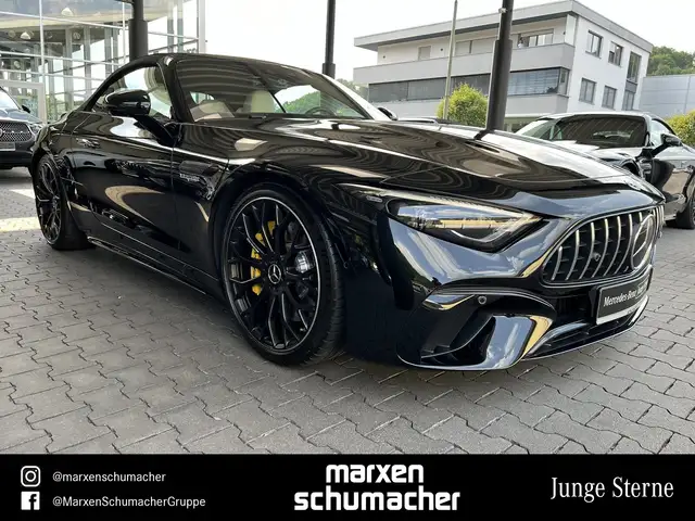 Mercedes-Benz SL view 3