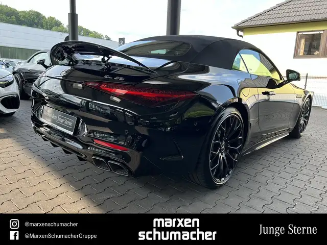 Mercedes-Benz SL view 4