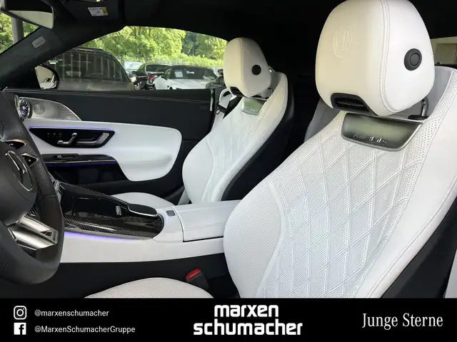 Mercedes-Benz SL view 13