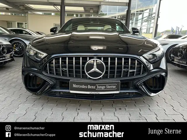 Mercedes-Benz SL view 2