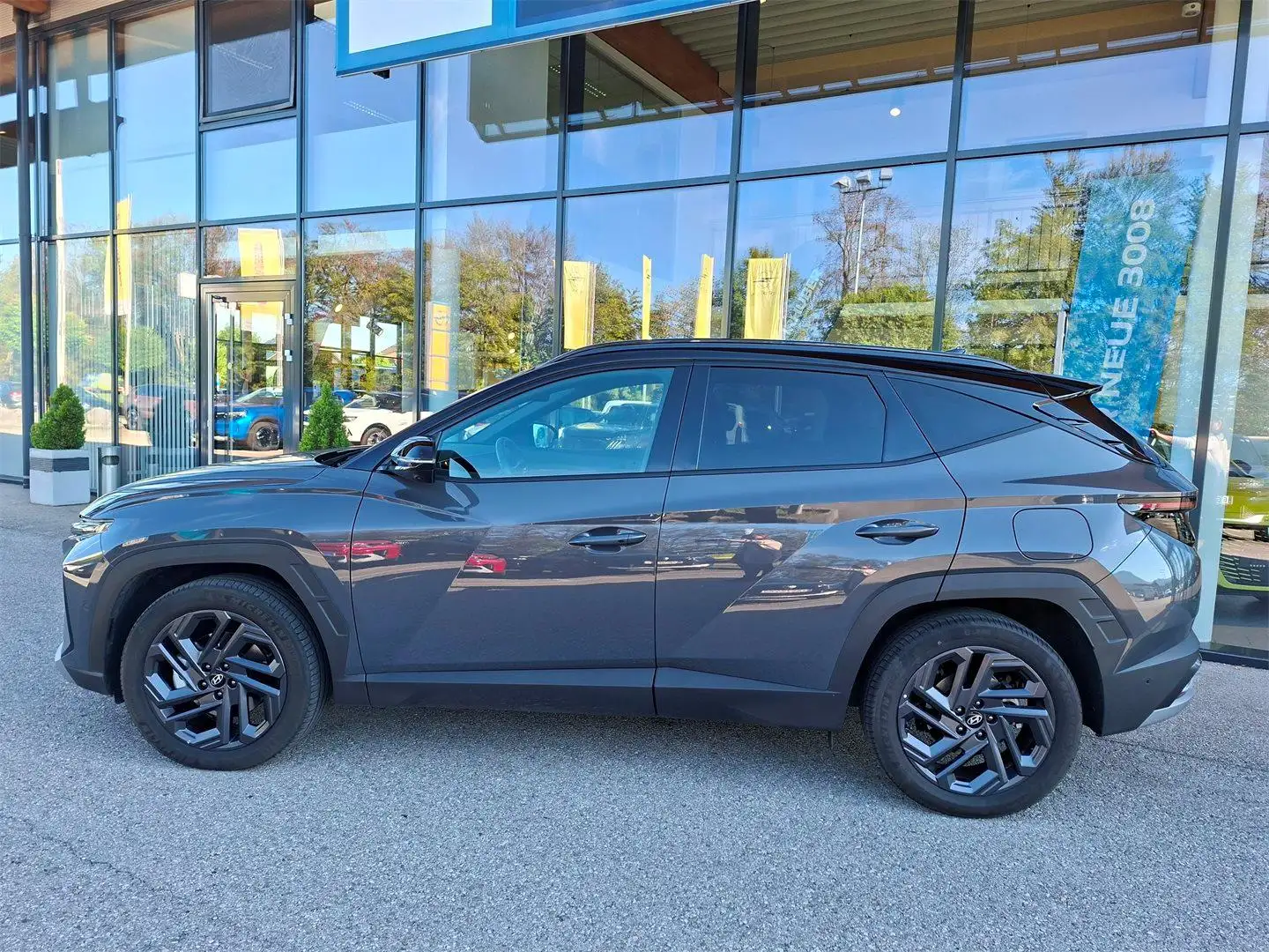 Hyundai TUCSON Tucson NX4 20th Anniversary 1,6 T-GDi PHEV 4WD AT Grau - 2