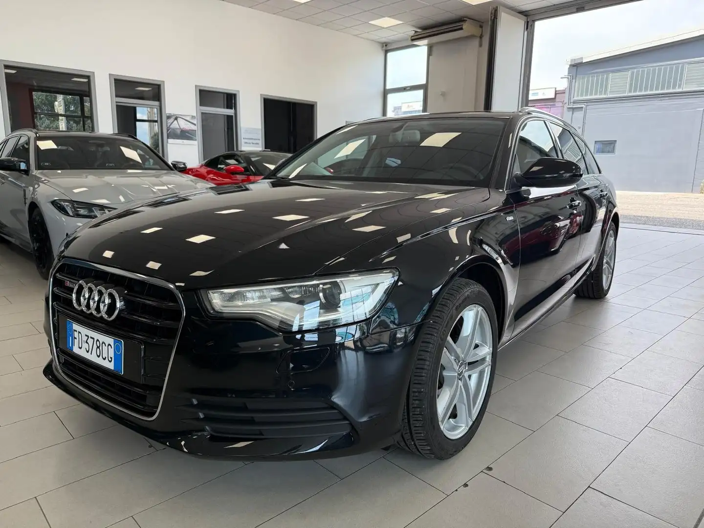 Audi A6 Avant 2.0 tdi 177cv Noir - 1