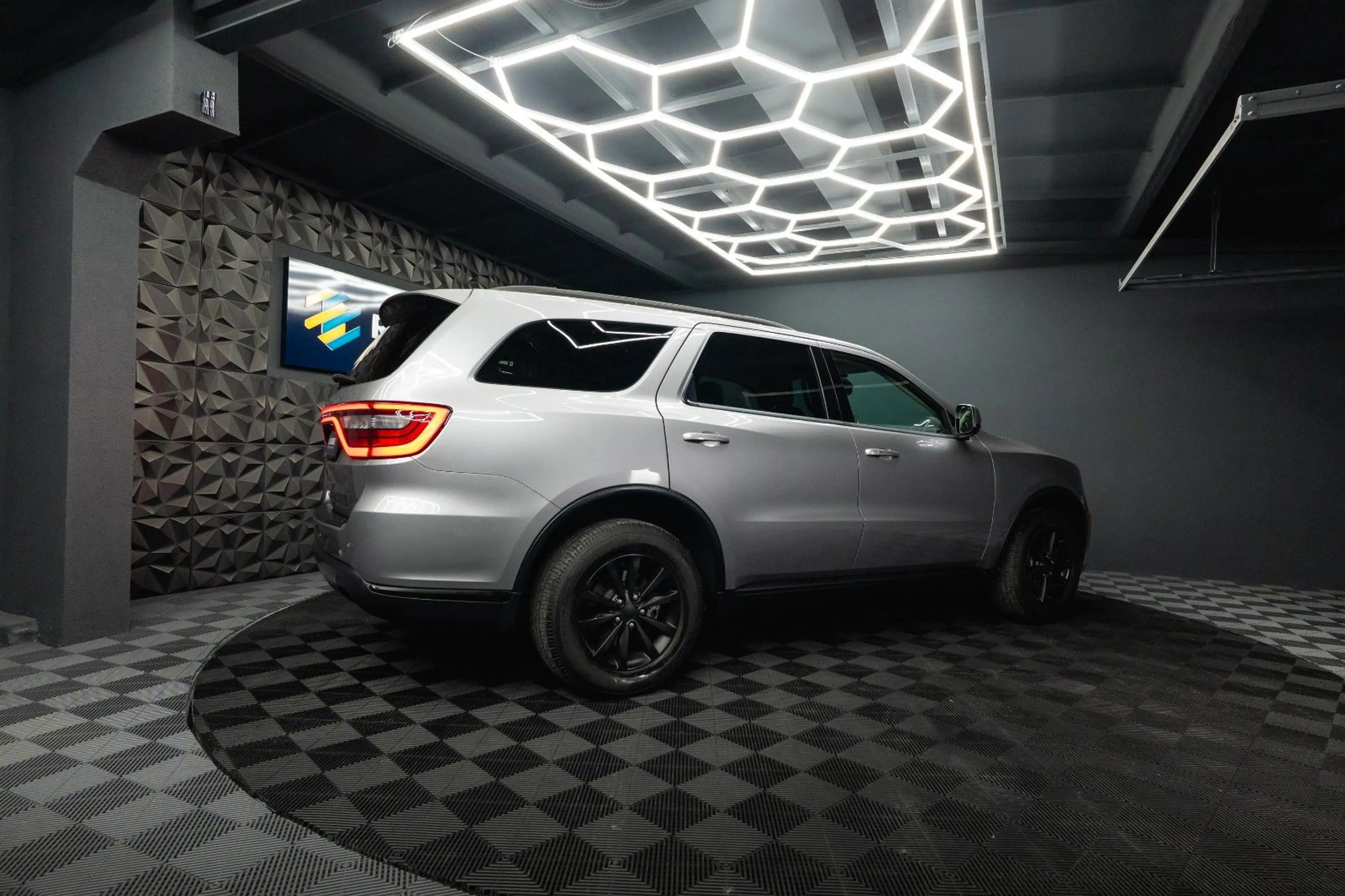 Dodge Durango 3.6 V6 GT+ 4x4 Night-Paket Modell 22 LED — photo 13