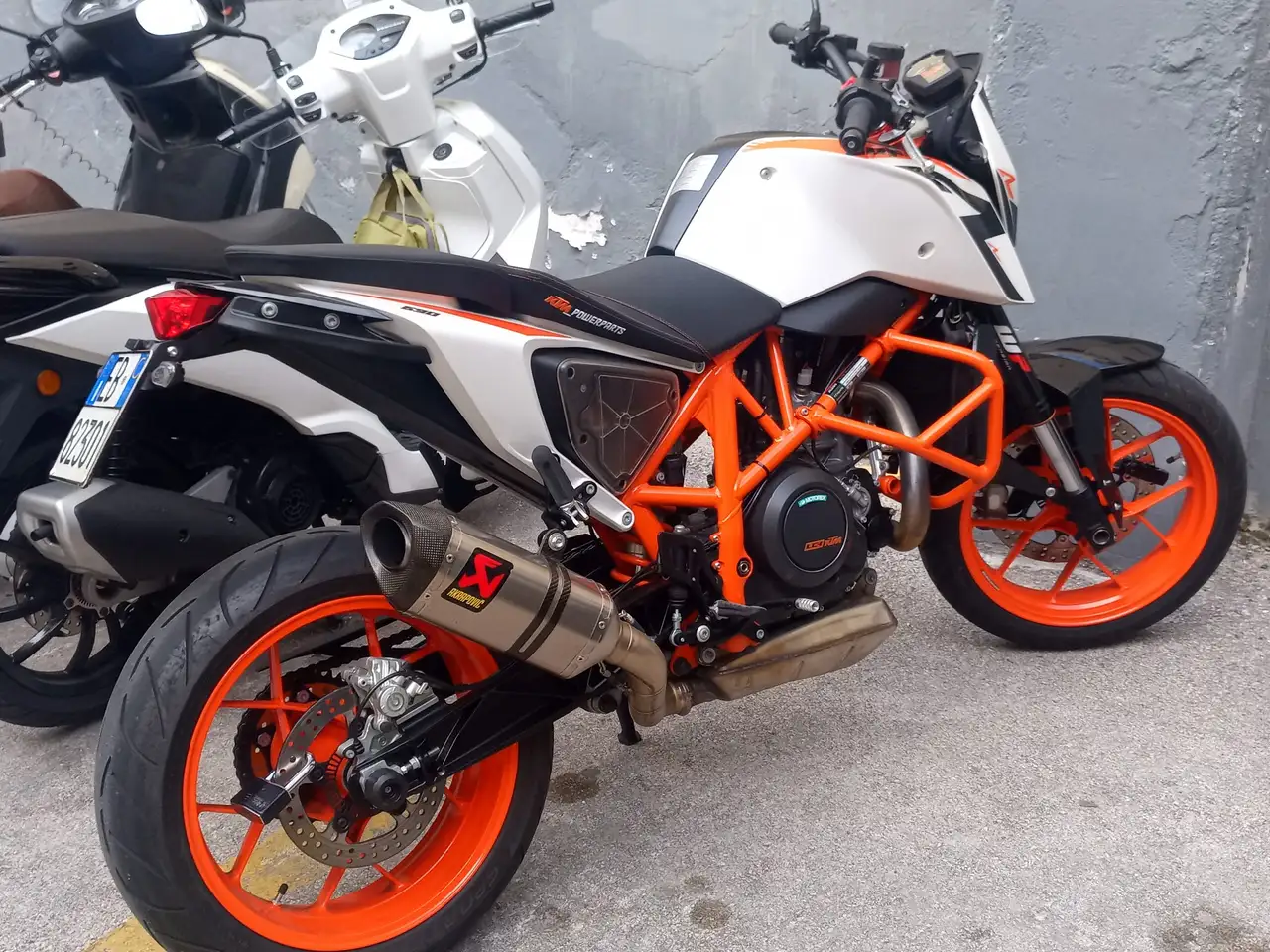 KTM 690 Duke
