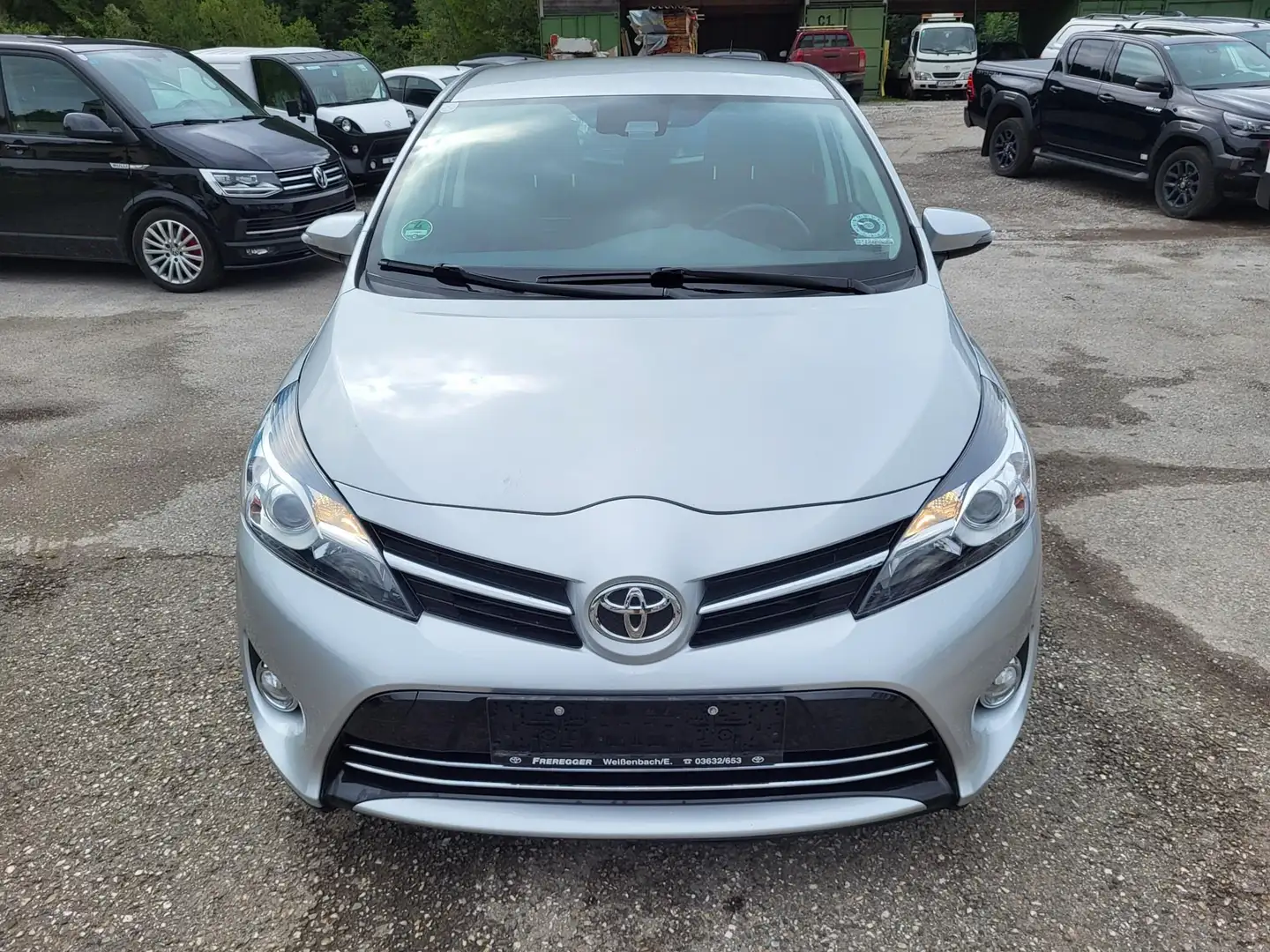 Toyota Verso Edition 45 Silber - 1