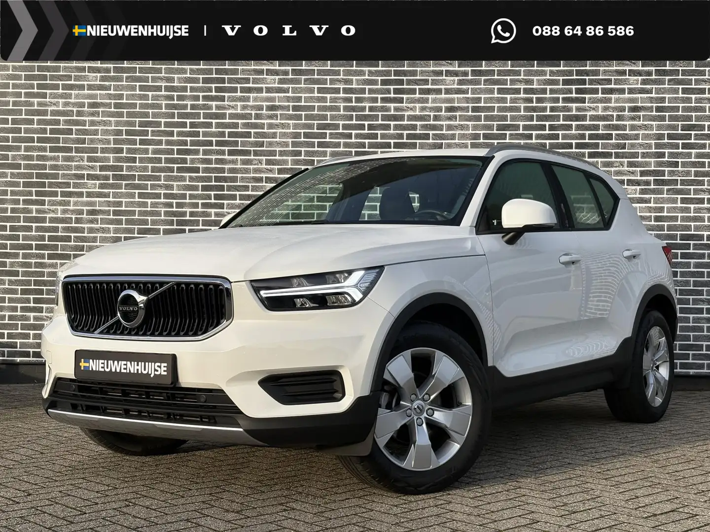 Volvo XC40 1.5 T2 Momentum | Trekhaak | Navigatie | Apple Car Weiß - 1