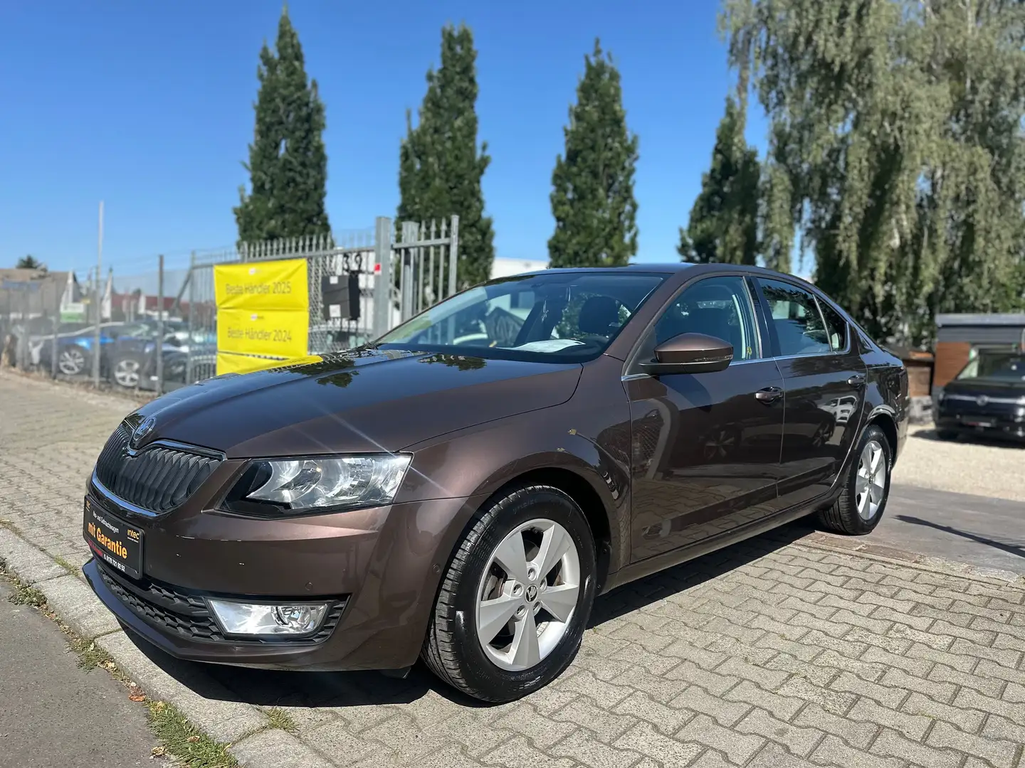 Skoda Octavia Elegance,1.BESITZ,25.TKM,TEILLEDER,NAVI,EINMALIG ! Brun - 1