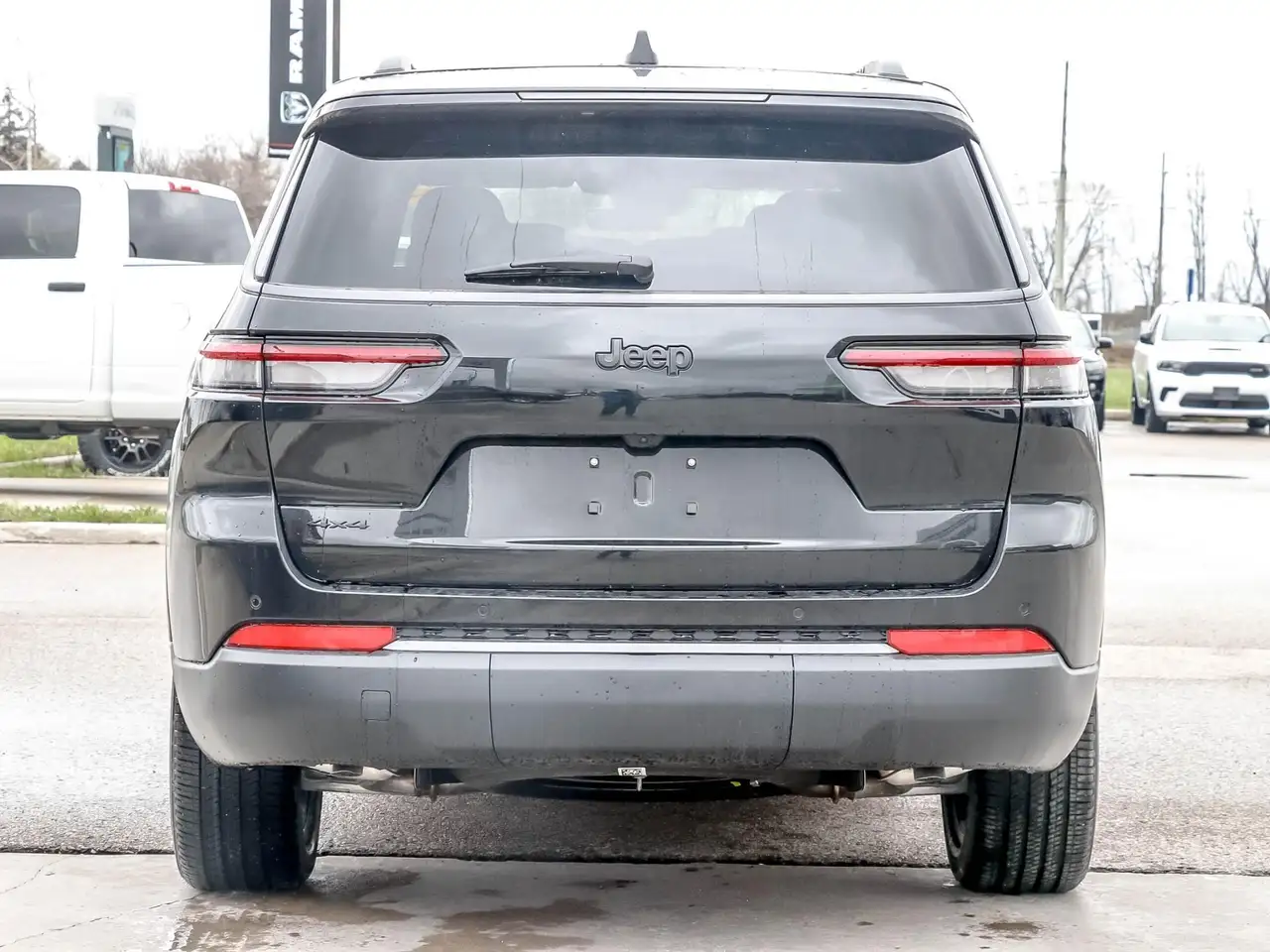 Jeep Grand Cherokee снимка Jeep Grand Cherokee