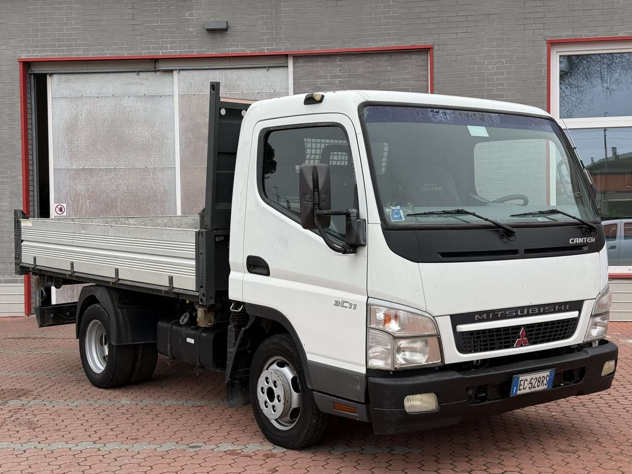Mitsubishi Canter RIBALTABILE 3C11 3.0 TDI PLM Cabinato Comfort