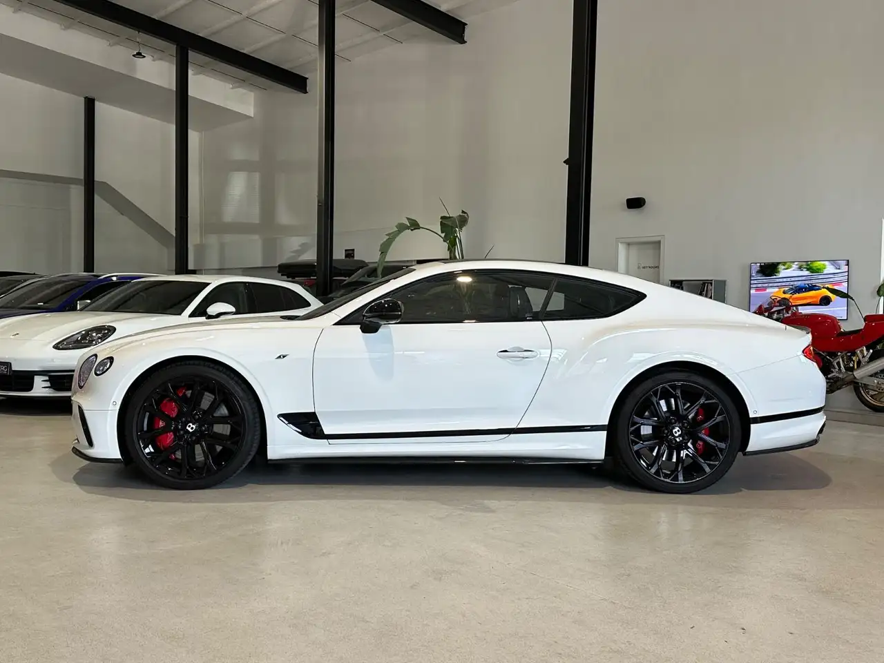Bentley Continental GT 2023