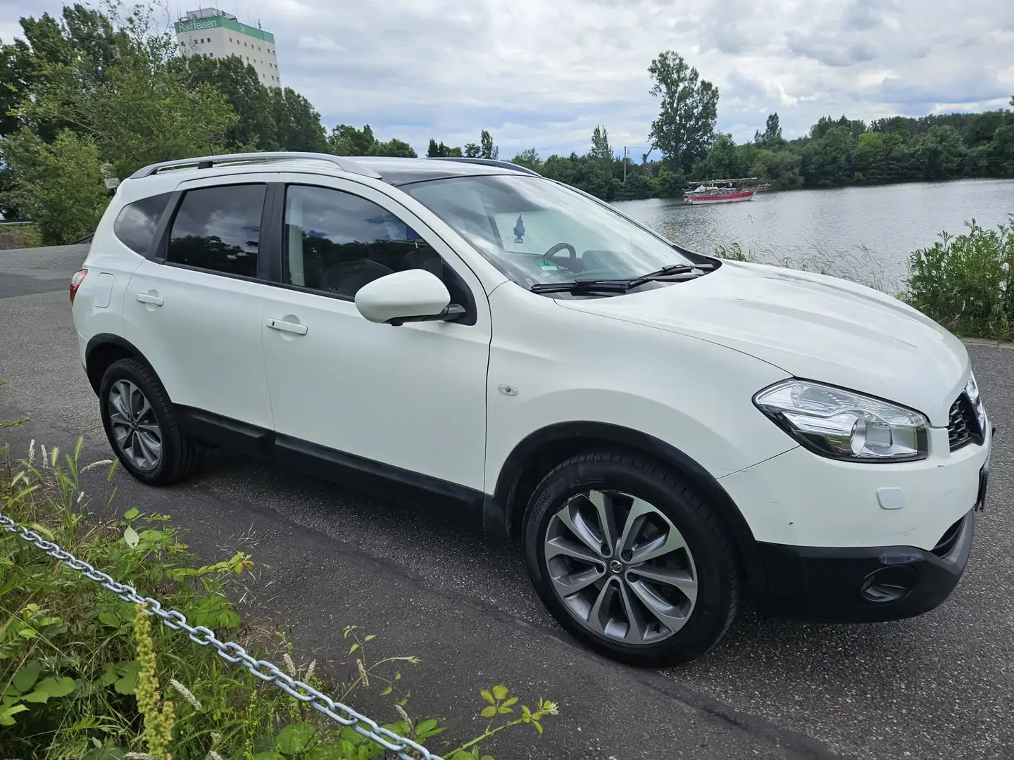 Nissan Qashqai+2 Tekna 4X4 Navi* 360° Kamera* Panorama* 7Sitzer* Wit - 2