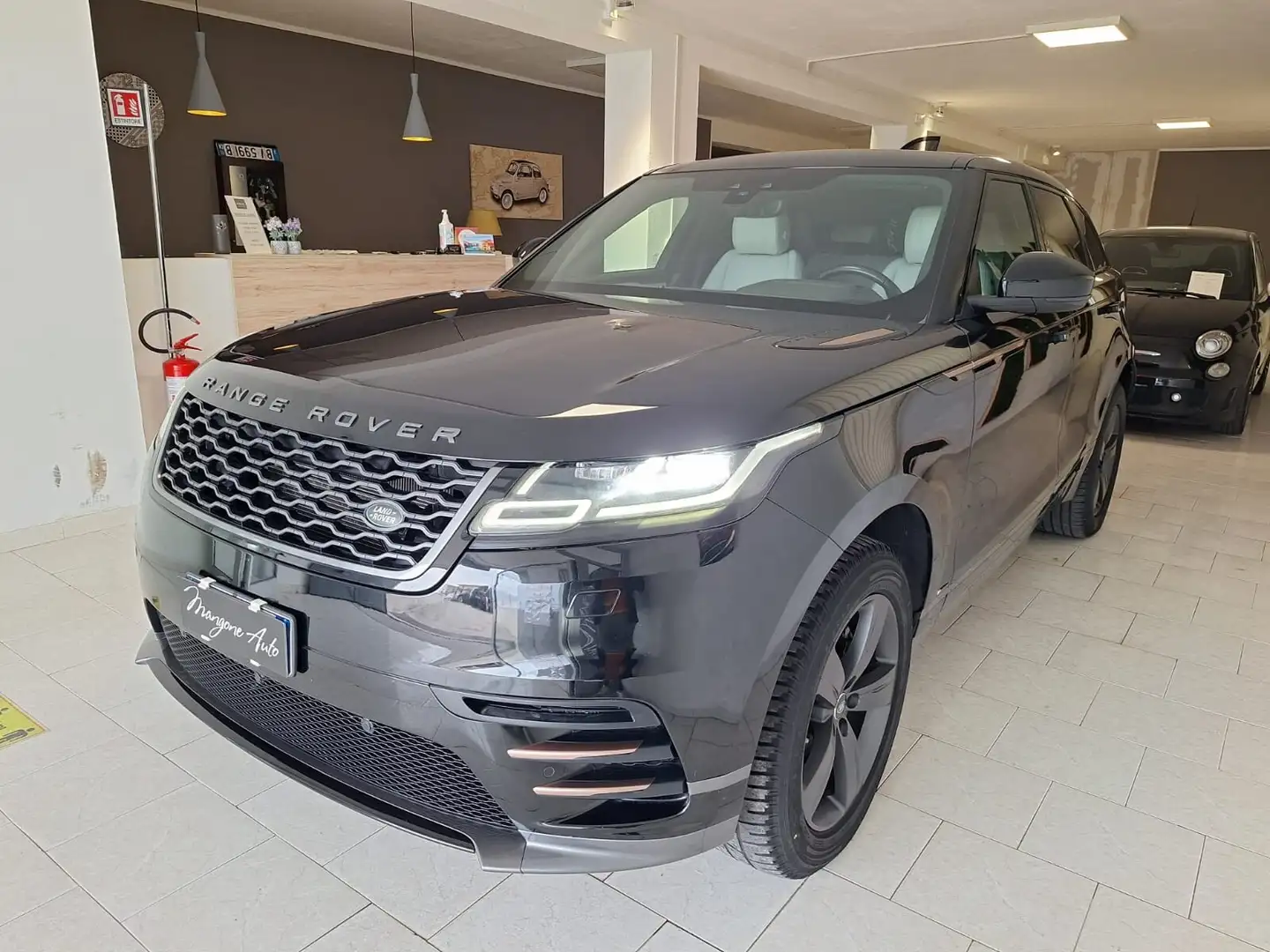 Land Rover Range Rover Velar Range Rover Velar 2.0 TD4 180 CV R-Dynamic S Noir - 1