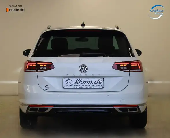 Volkswagen Passat view 7
