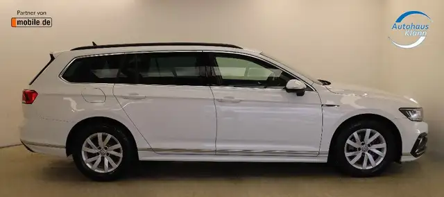 Volkswagen Passat view 5