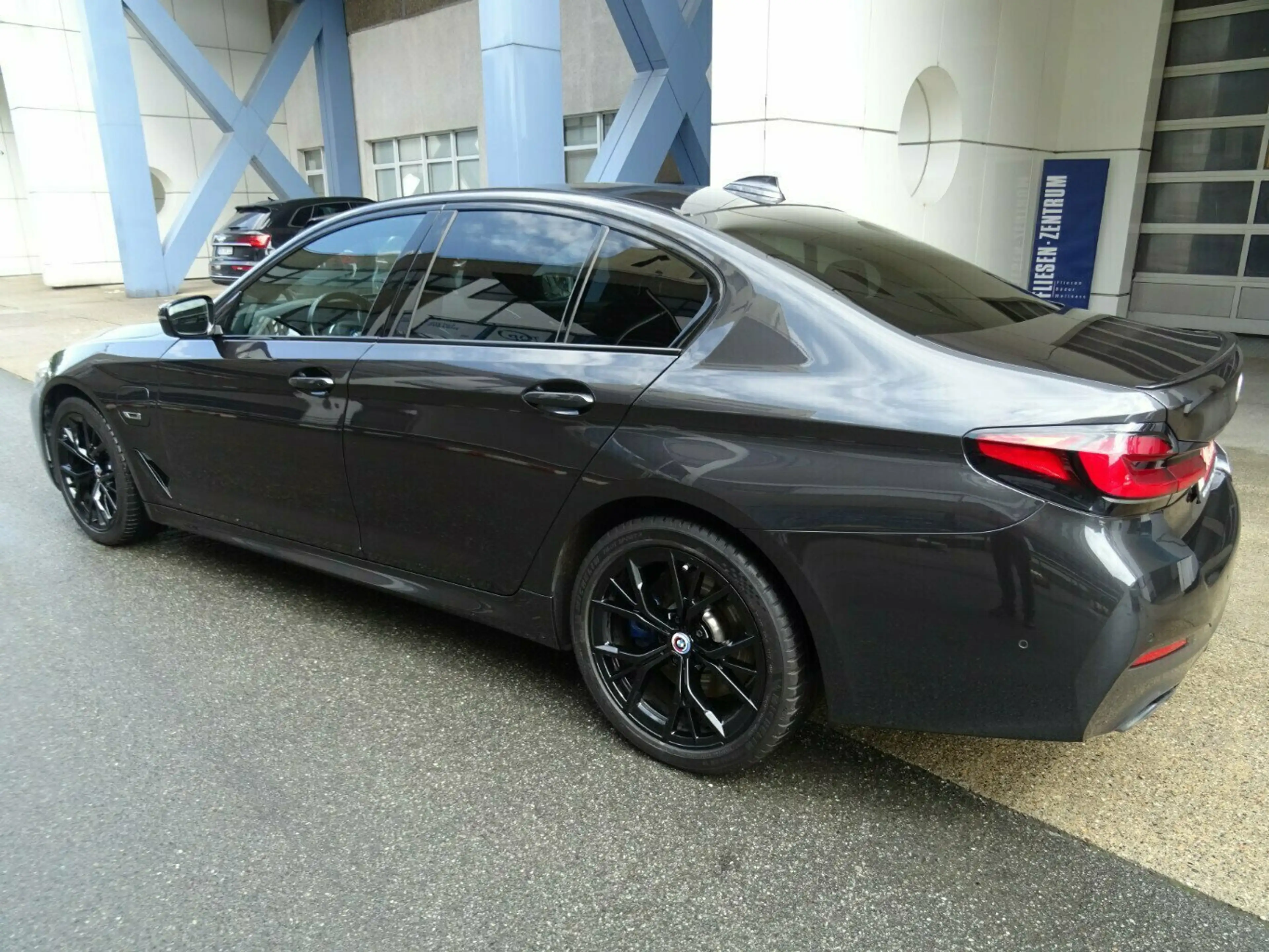 BMW 545 545e M-Sport 50 Jahre xDrive SAG,Ledersports,ACC — photo 15