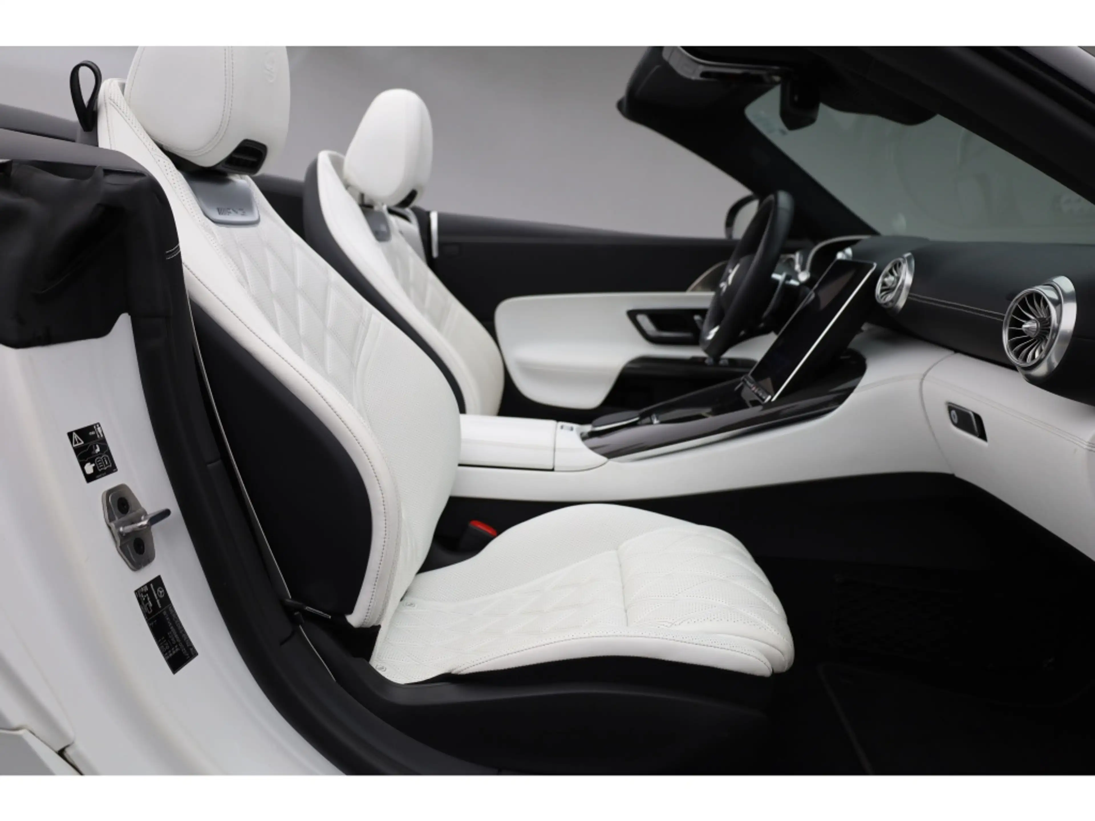 Mercedes-Benz SL 63 AMG 4M+ manufaktur Carbon HeadUp Massage — photo 14