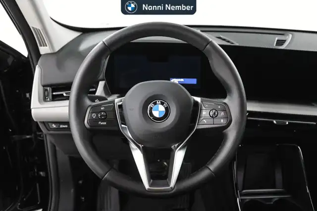 BMW X1 view 8