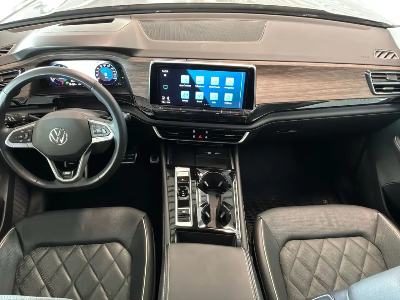 Volkswagen Atlas снимка Volkswagen Atlas