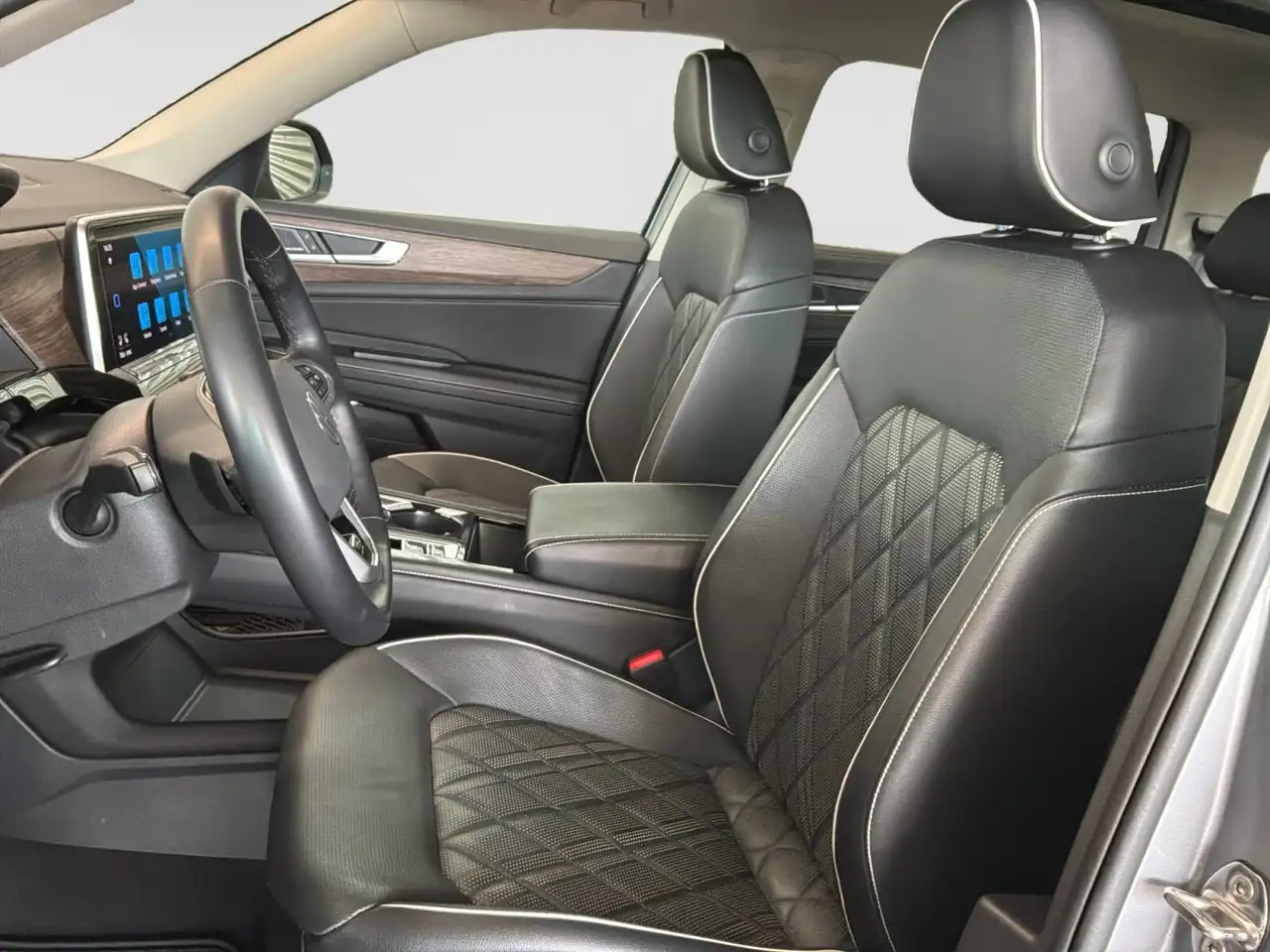 Volkswagen Atlas снимка Volkswagen Atlas
