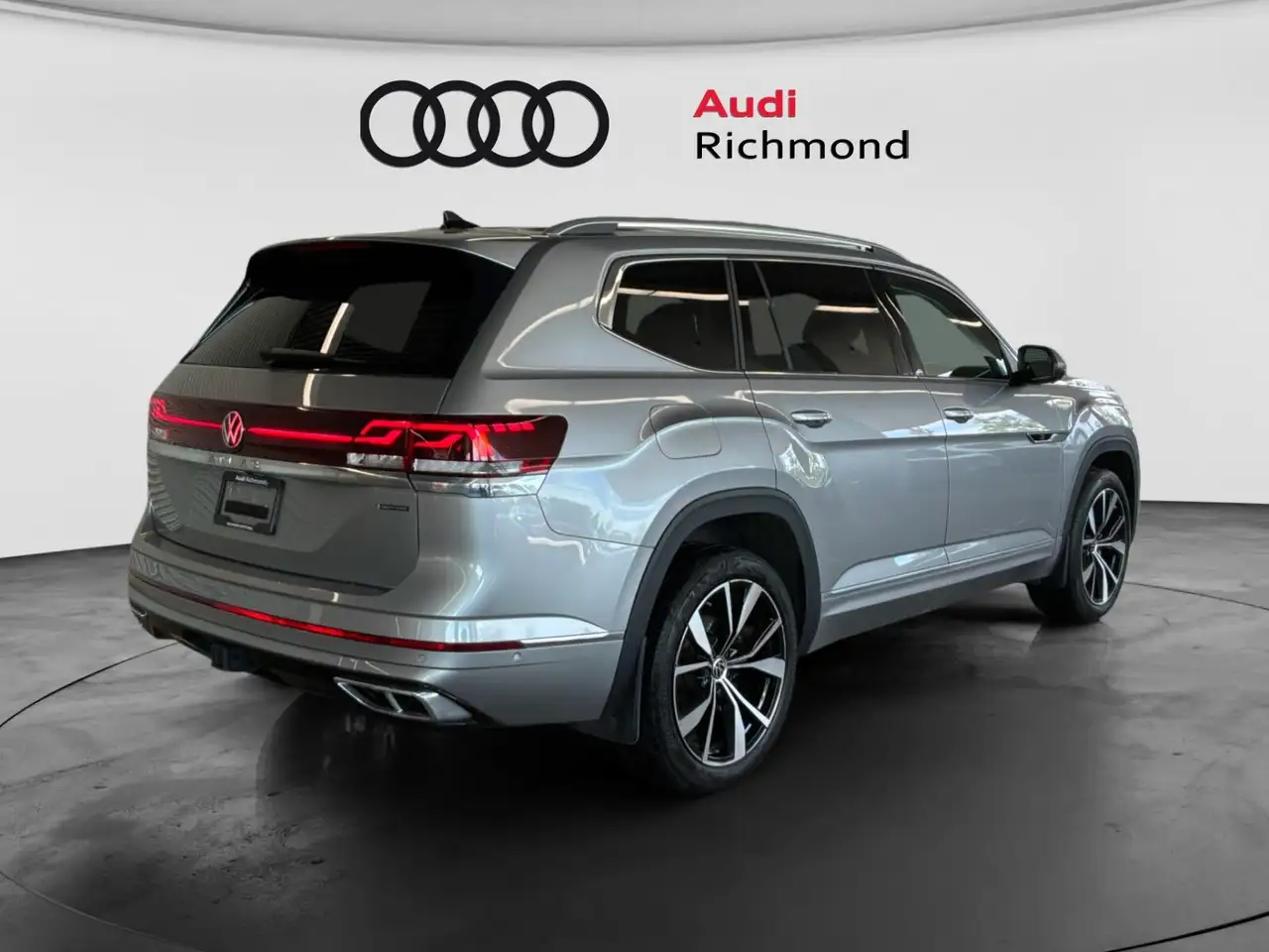 Volkswagen Atlas снимка Volkswagen Atlas