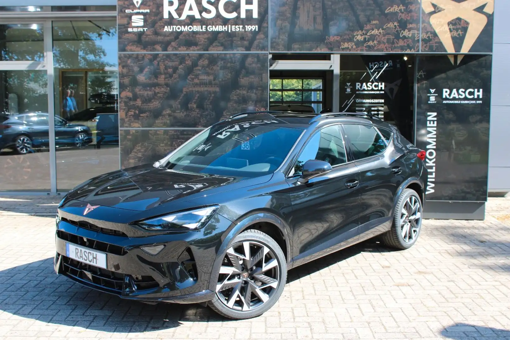 CUPRA Formentor VZ 2.0 TSI 4Drive DSG+AHK+ACC+NAVI+SHZ Schwarz - 1