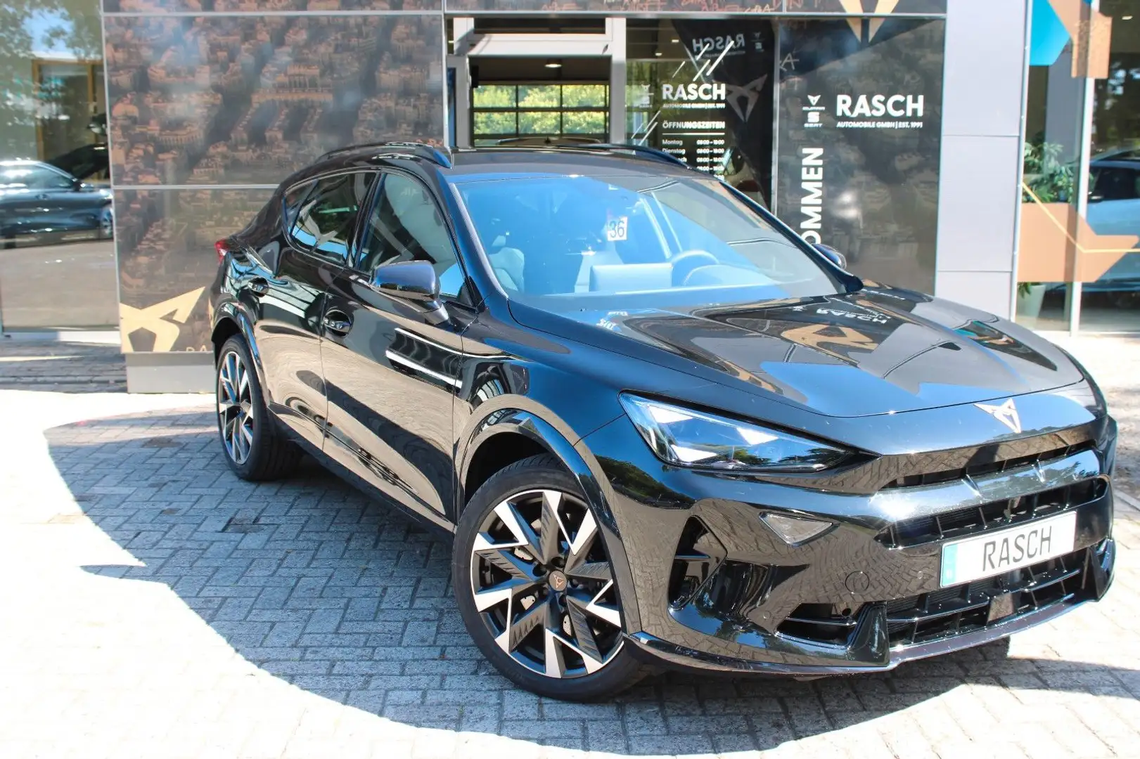 CUPRA Formentor VZ 2.0 TSI 4Drive DSG+AHK+ACC+NAVI+SHZ Schwarz - 2