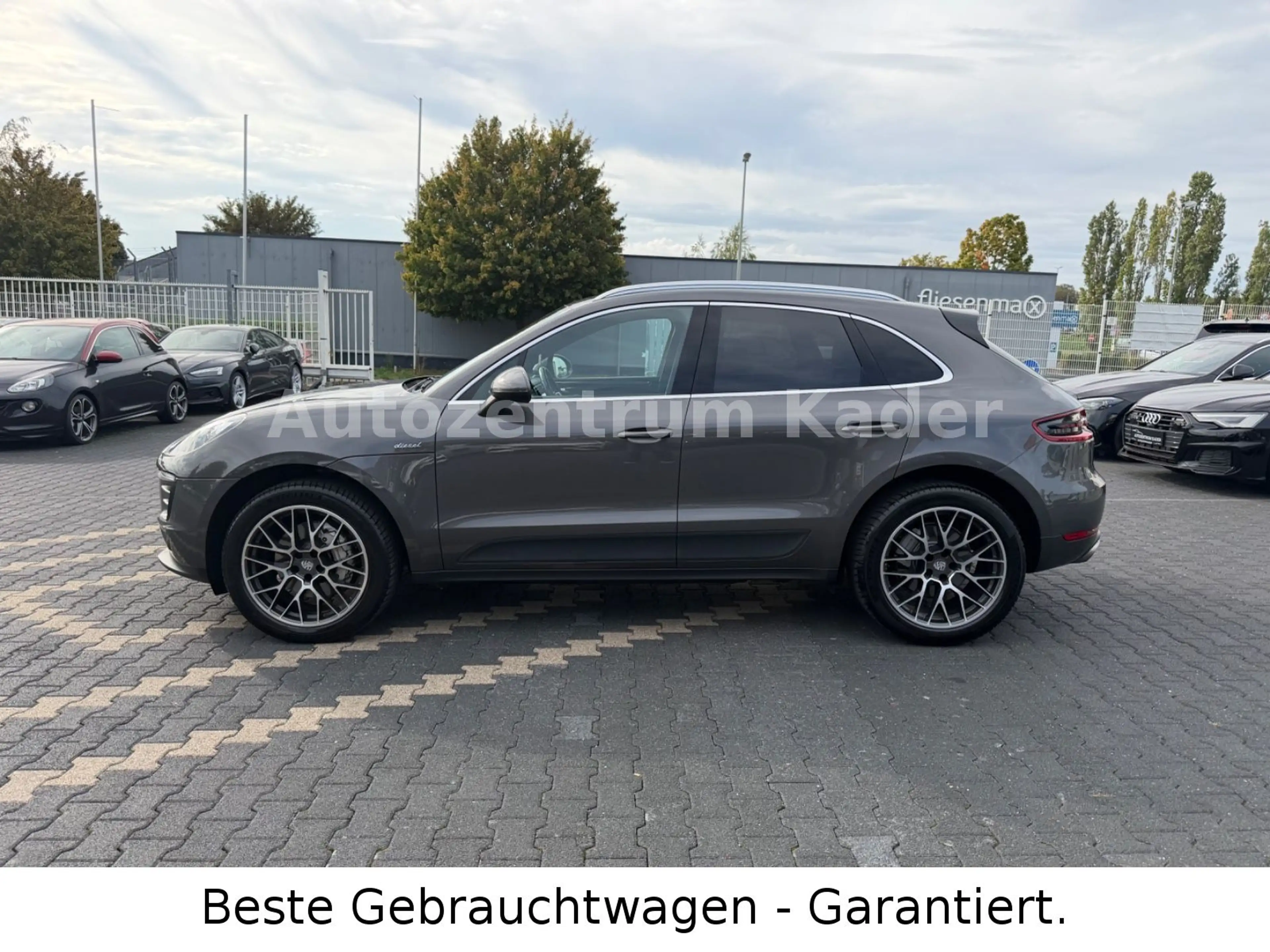 Porsche Macan S Diesel*Sitzlüftung*Luftfahrwerk*LED*AHK* — photo 4