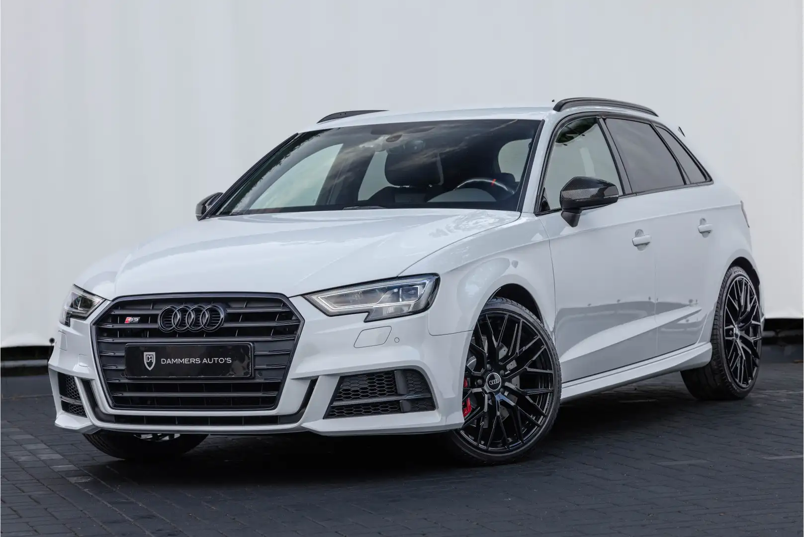 Audi S3 Sportback 2.0 TFSI 310pk Quattro 19'' Carbon Virtu Wit - 1