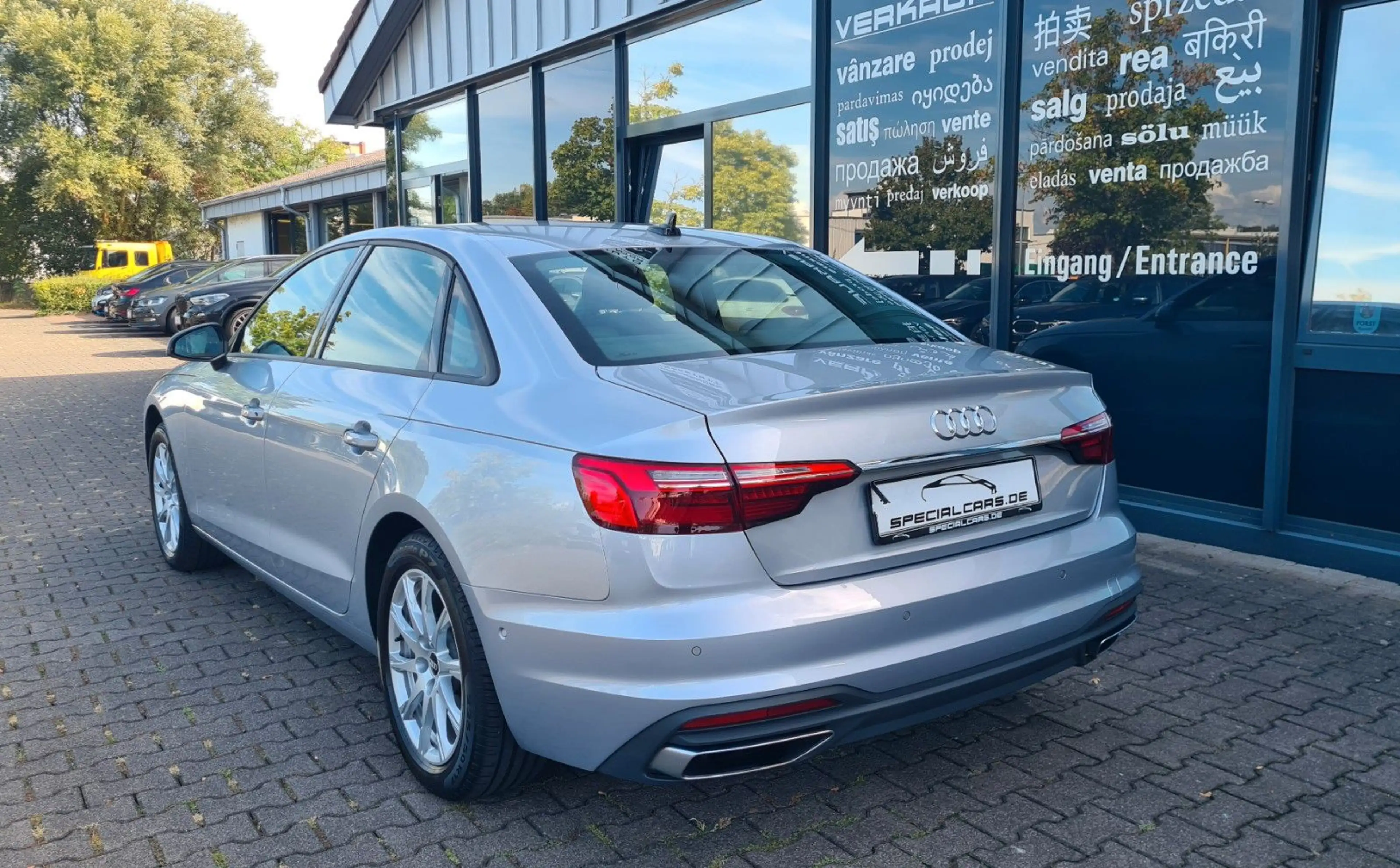 Audi A4 Limo 40 TDI - ACC - LEDER - STANDHZG - — photo 5