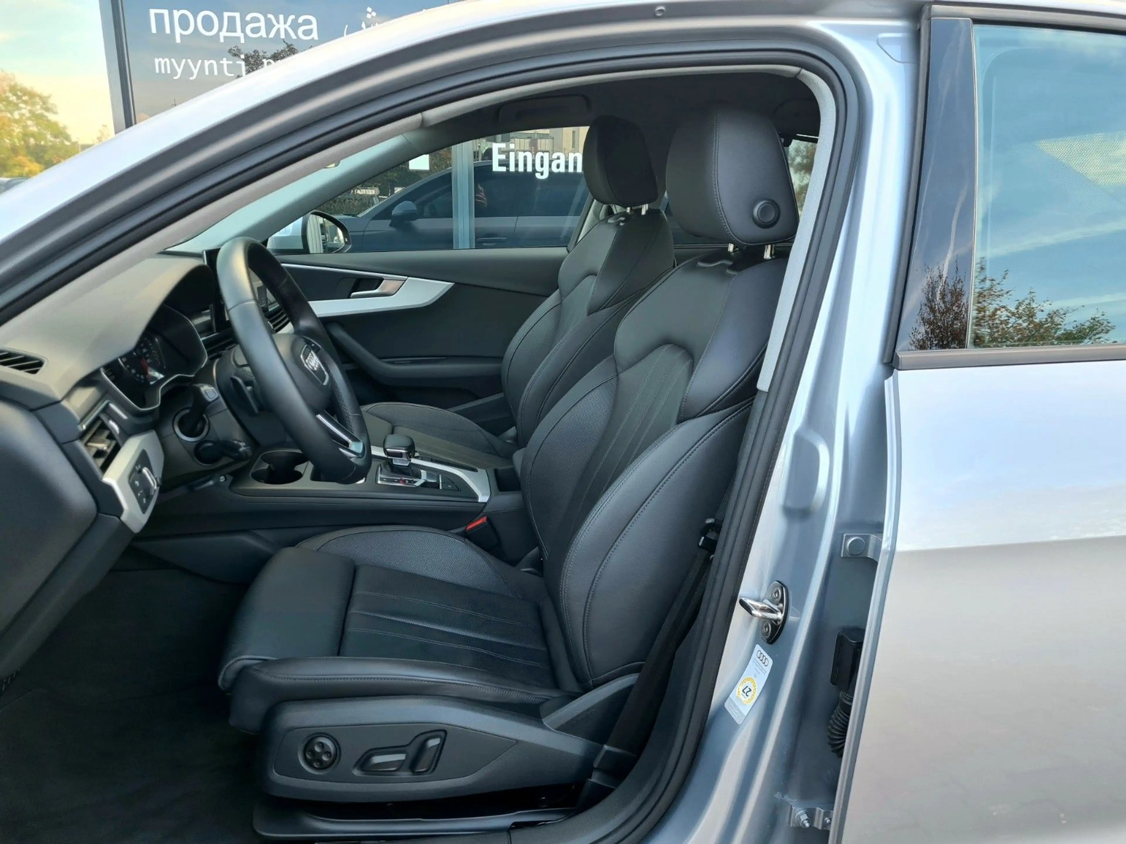 Audi A4 Limo 40 TDI - ACC - LEDER - STANDHZG - — photo 13