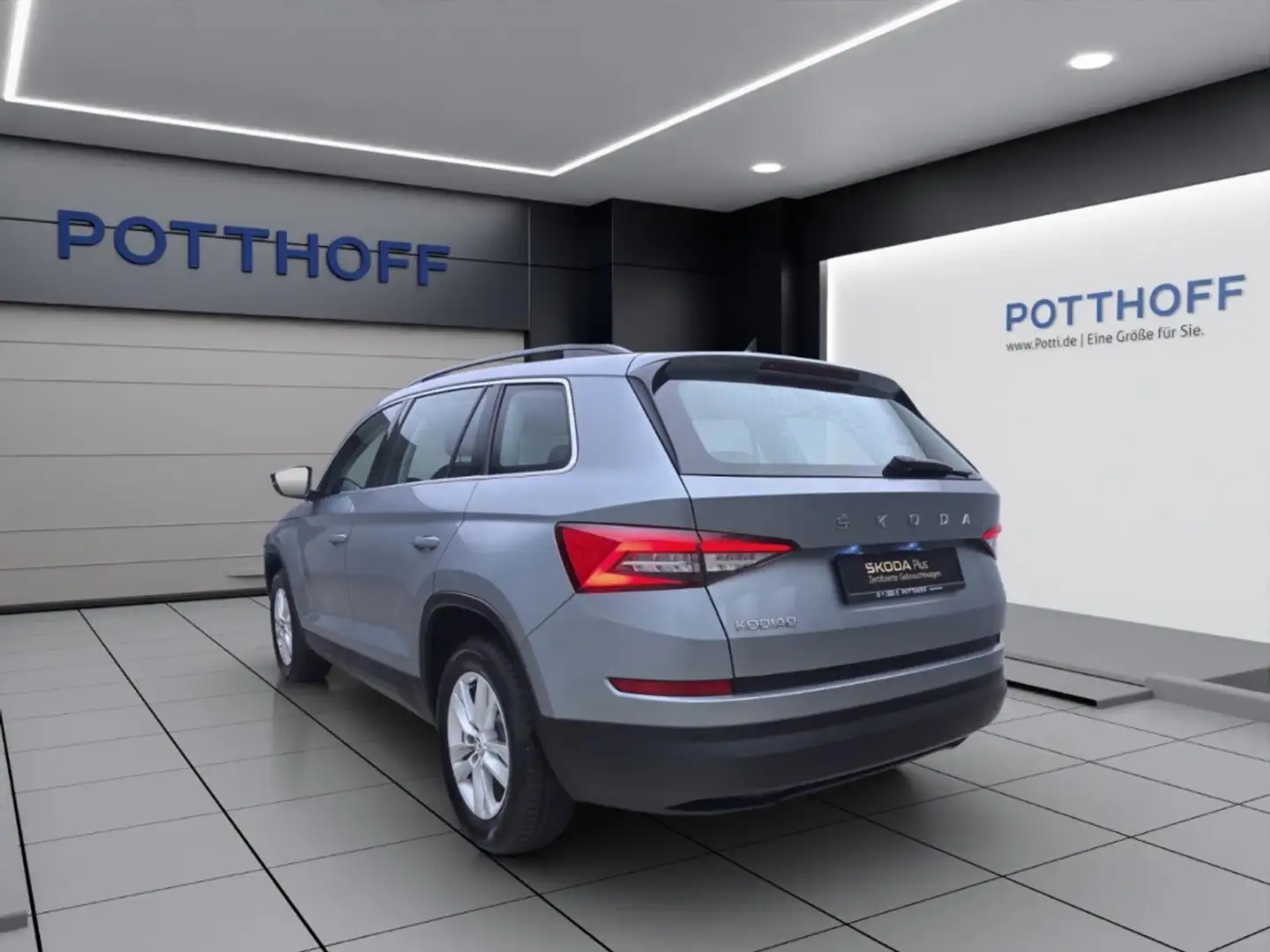Skoda Kodiaq 2.0 TDI DSG AMBITION NAVI AHK KLIMA PDC Grau - 2