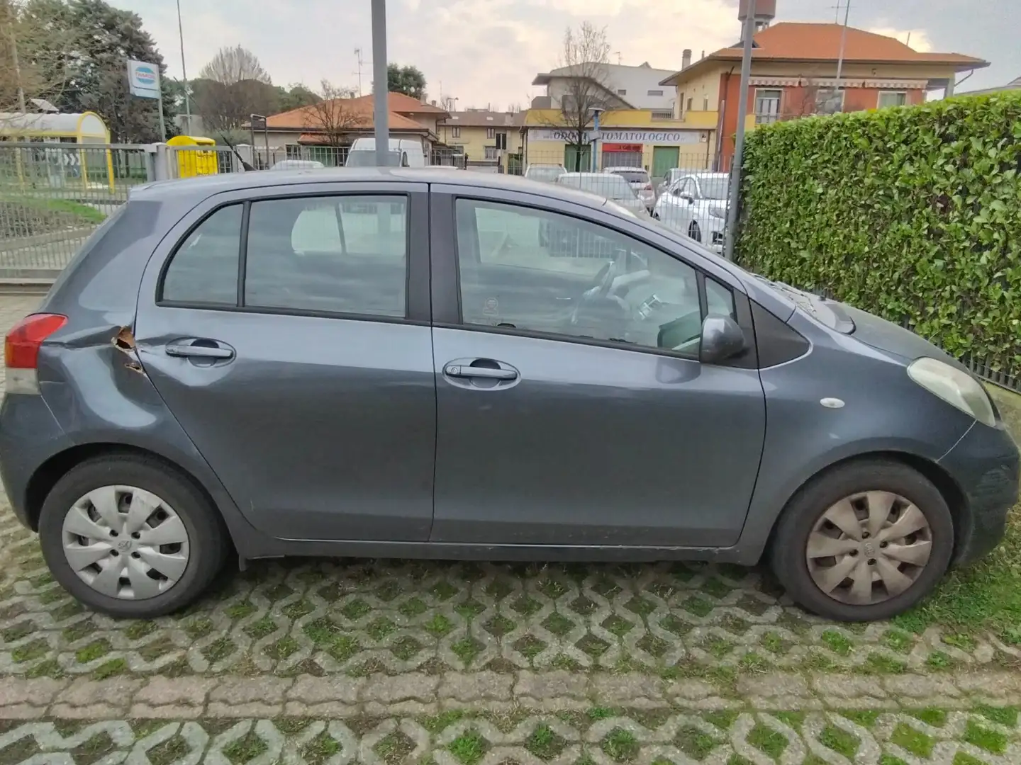 Toyota Yaris Yaris II 2005 5p 1.3 dual Sol Grigio - 2