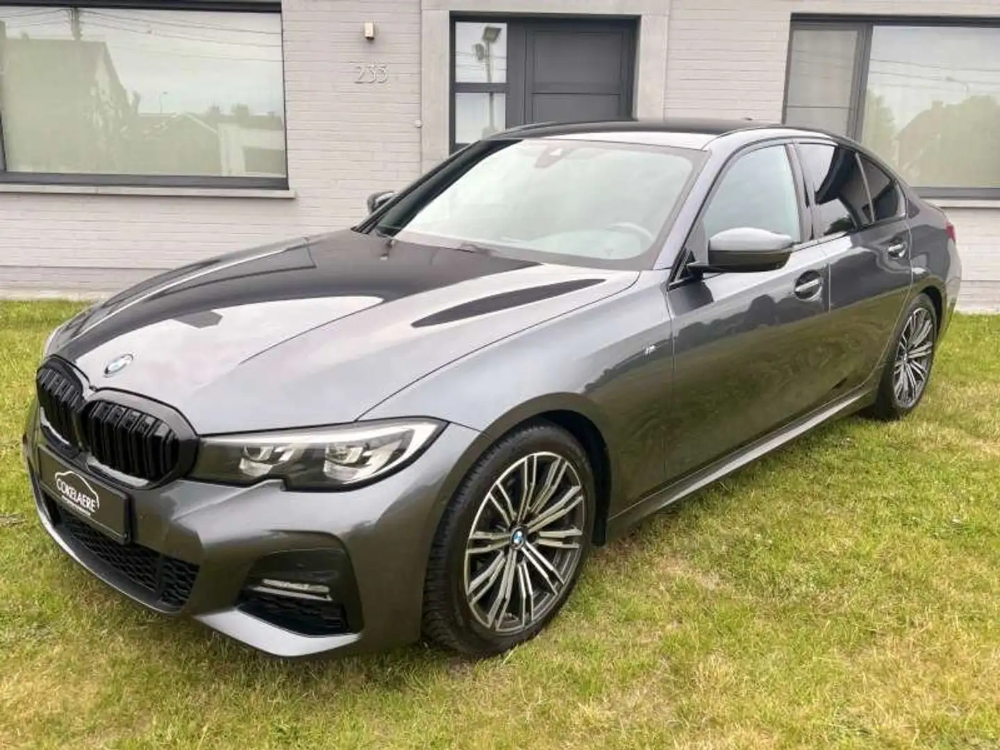 BMW 320 320iAS M-Pack KeyLess/LED/CarPlay/PDC+/Cameras/DAB Grijs - 1