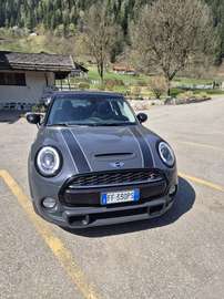 2.0 Business XL 5p auto