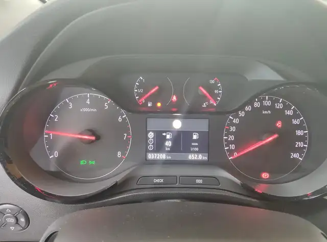 Opel Crossland X view 12